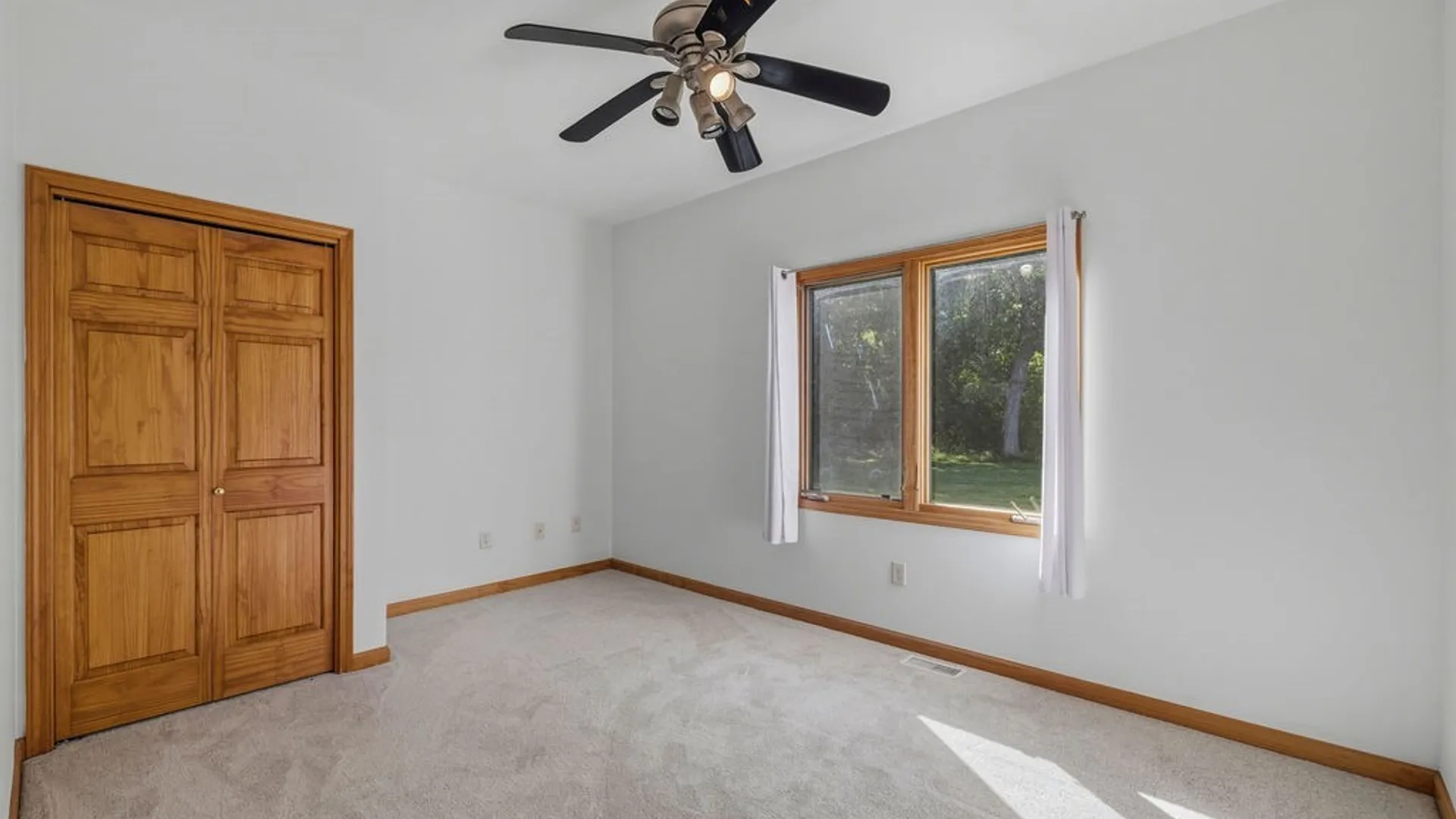 Property at 3199 W River Road, Grand Island, NY 14072 19