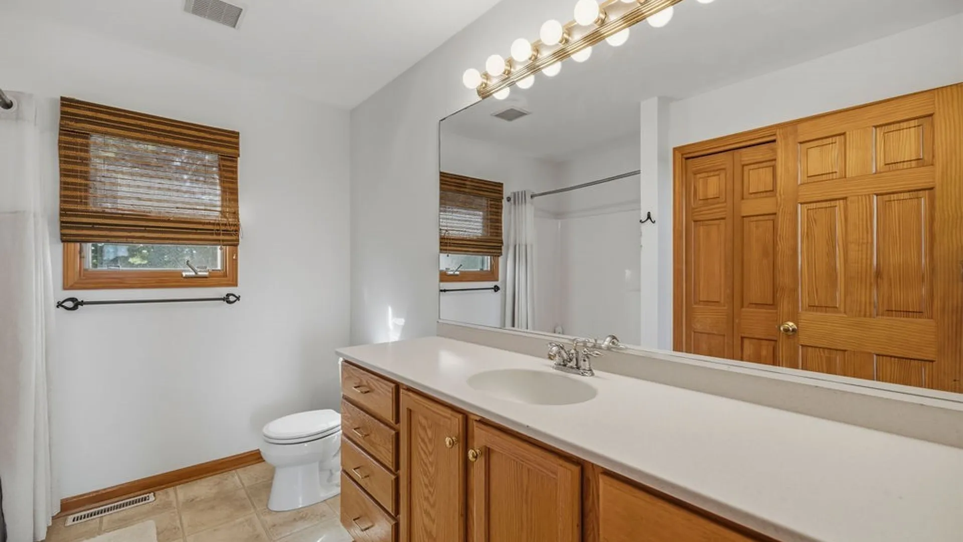 Property at 3199 W River Road, Grand Island, NY 14072 34