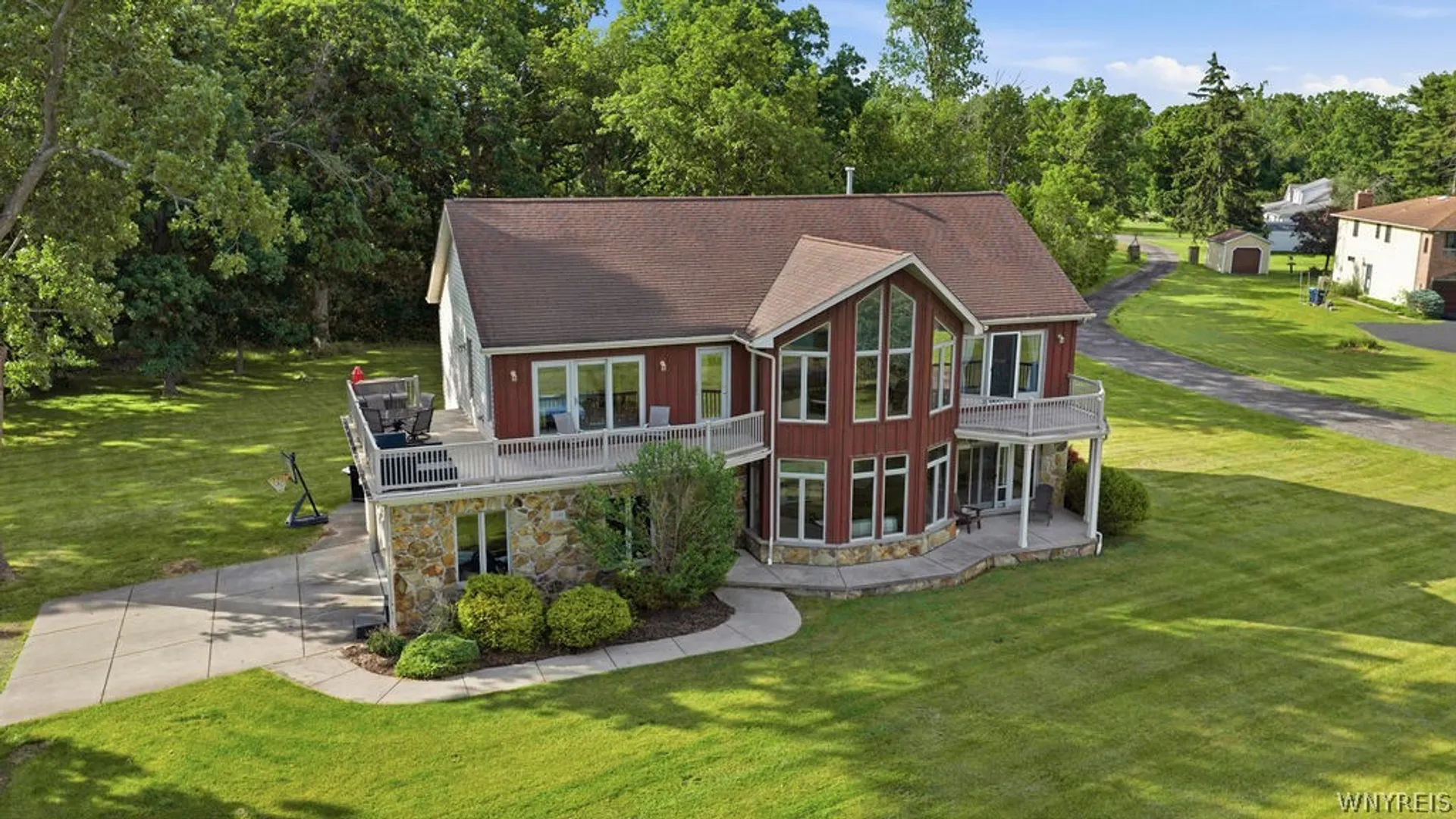 Property at 3199 W River Road, Grand Island, NY 14072 4