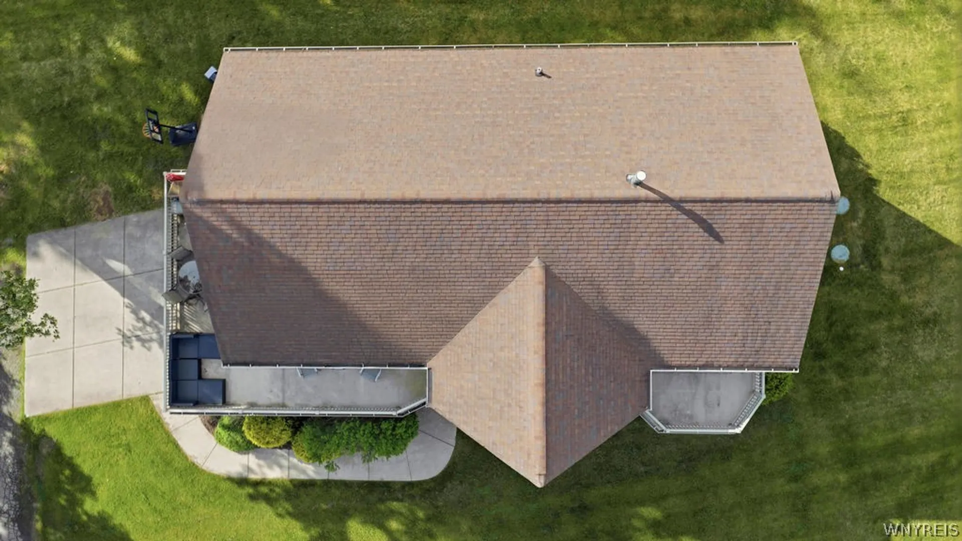 Property at 3199 W River Road, Grand Island, NY 14072 48
