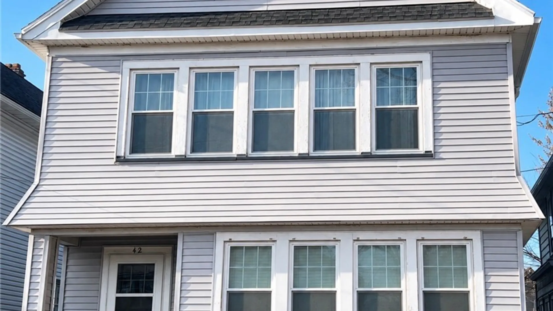 Property at 42 Edgewood Avenue, Buffalo, NY 14220 3