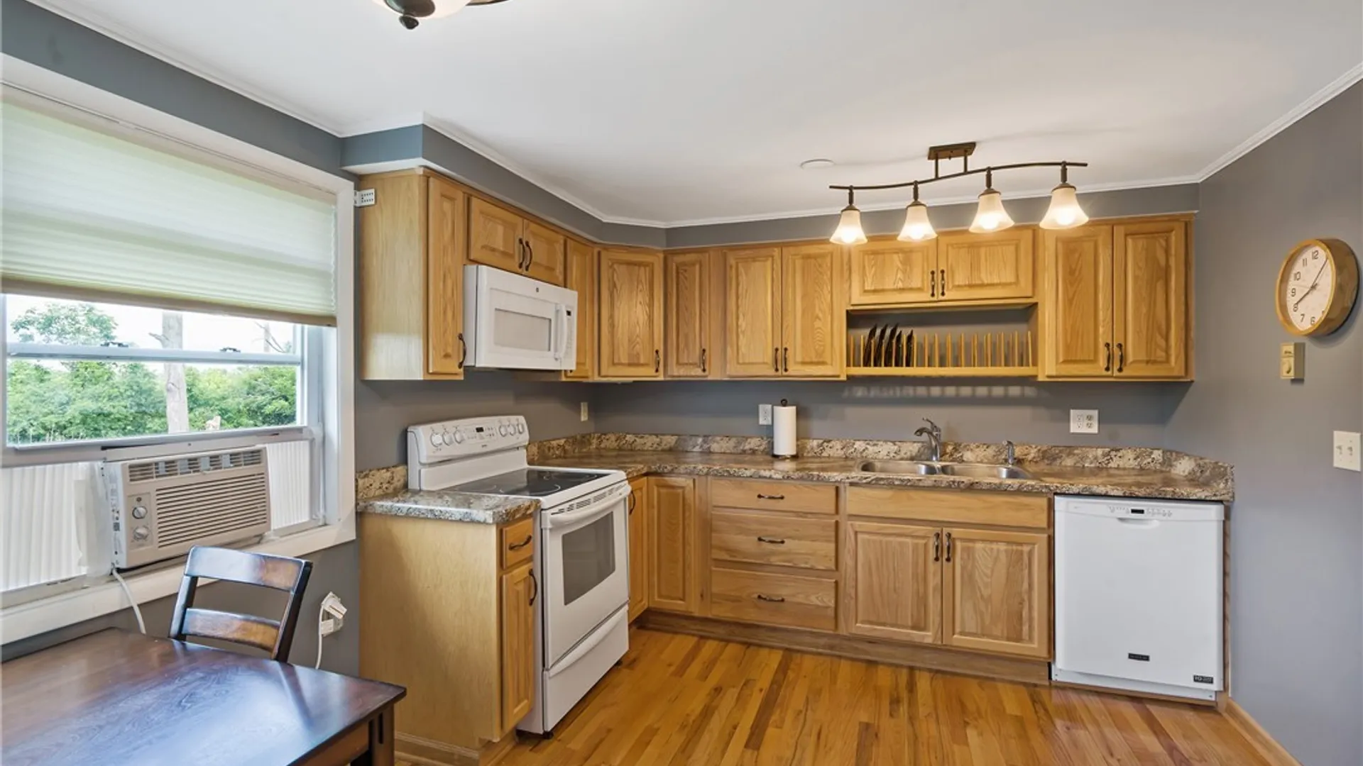 Property at 7749 New Hope, Clay, NY 13090 11