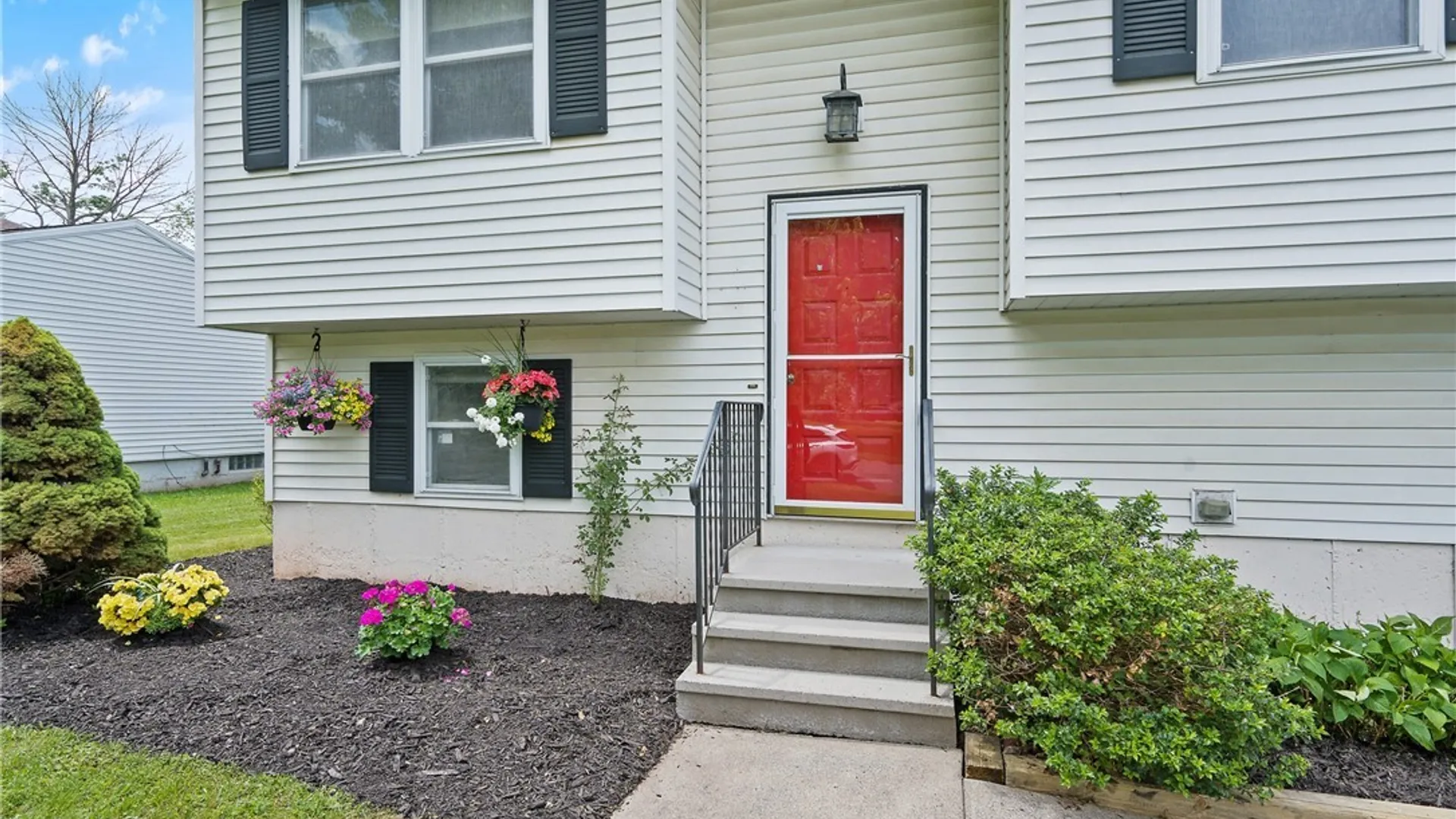 Property at 7749 New Hope, Clay, NY 13090 3