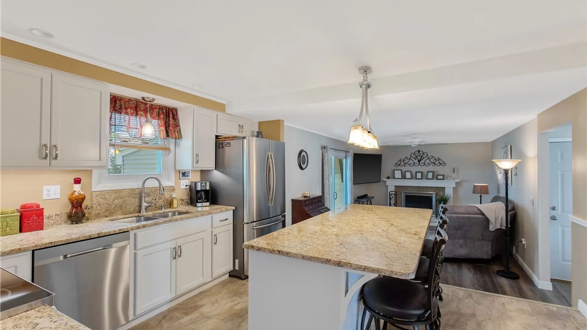 Property at 8023 Evesborough Drive, Clay, NY 13041 11