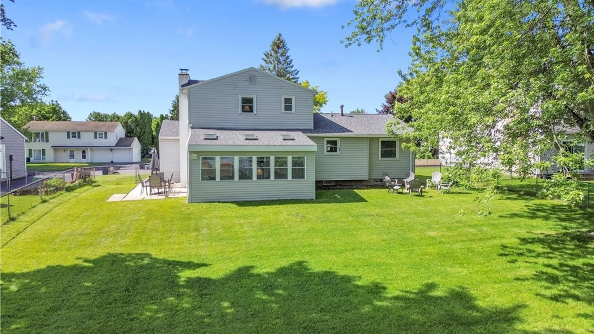 Property at 8023 Evesborough Drive, Clay, NY 13041 37