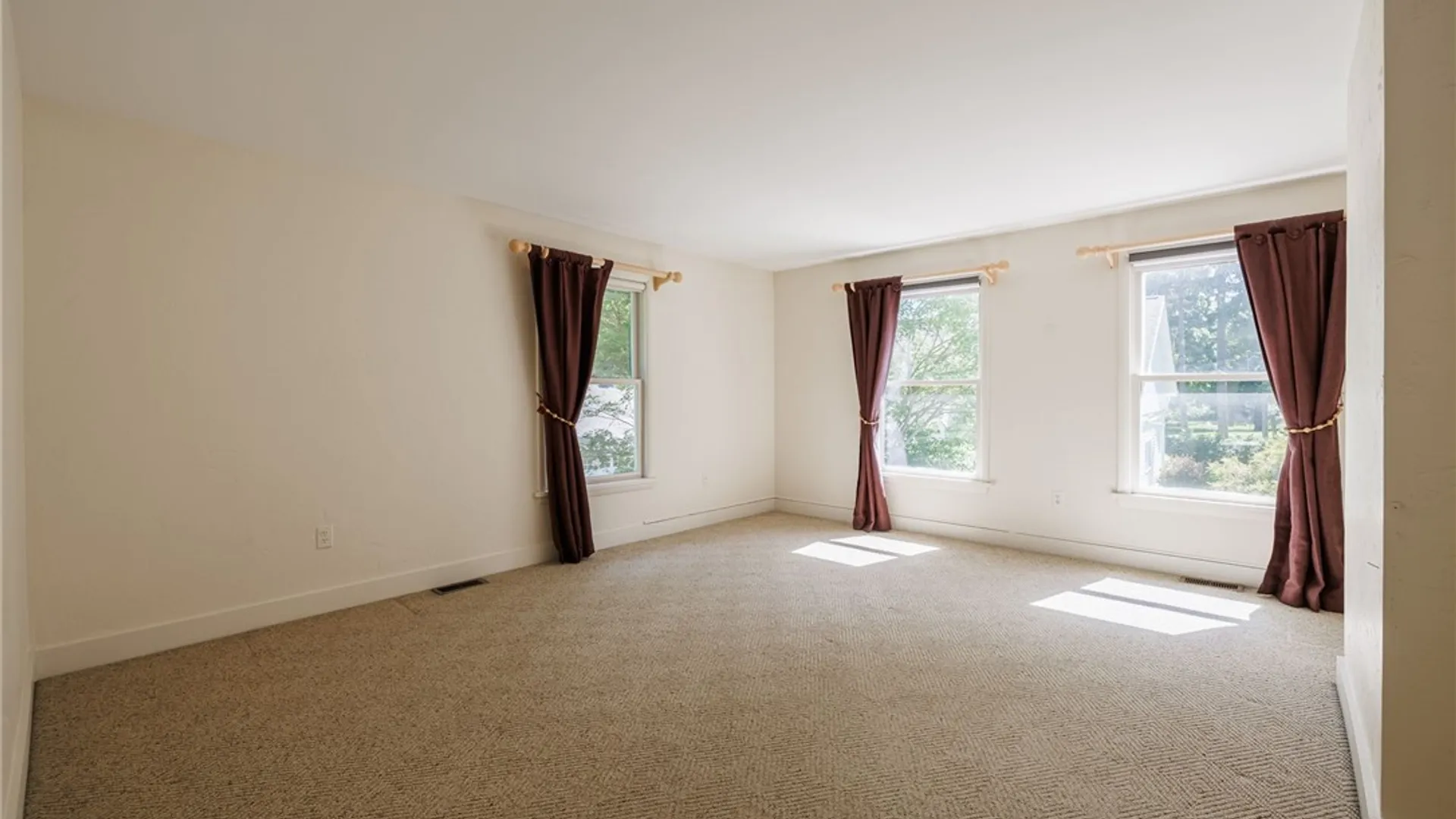 Property at 122 S Main Street, Pittsford, NY 14534 32