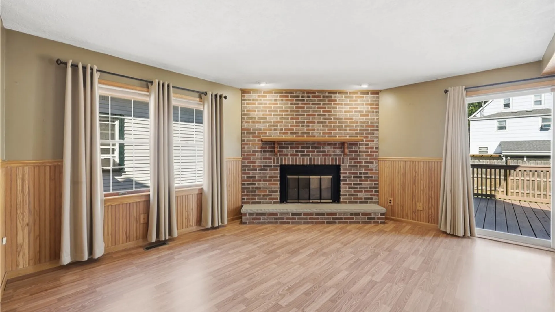Property at 228 Jackson Avenue, North Tonawanda, NY 14120 15