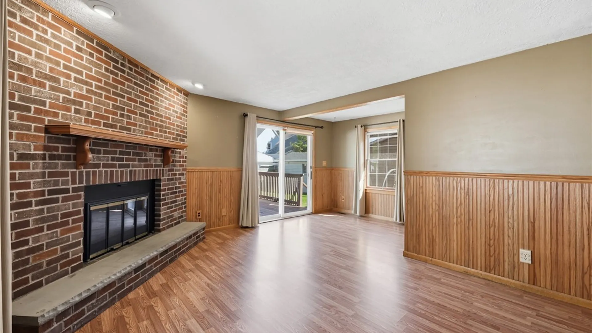 Property at 228 Jackson Avenue, North Tonawanda, NY 14120 16