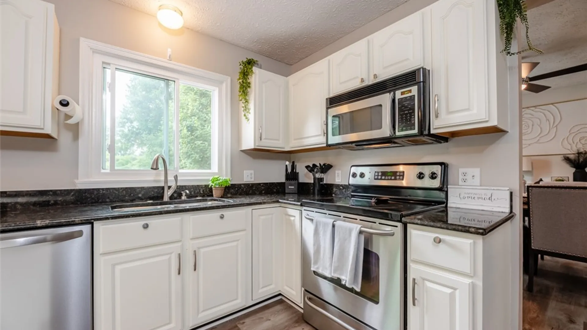 Property at 10 Constitution Circle, Chili, NY 14624 10