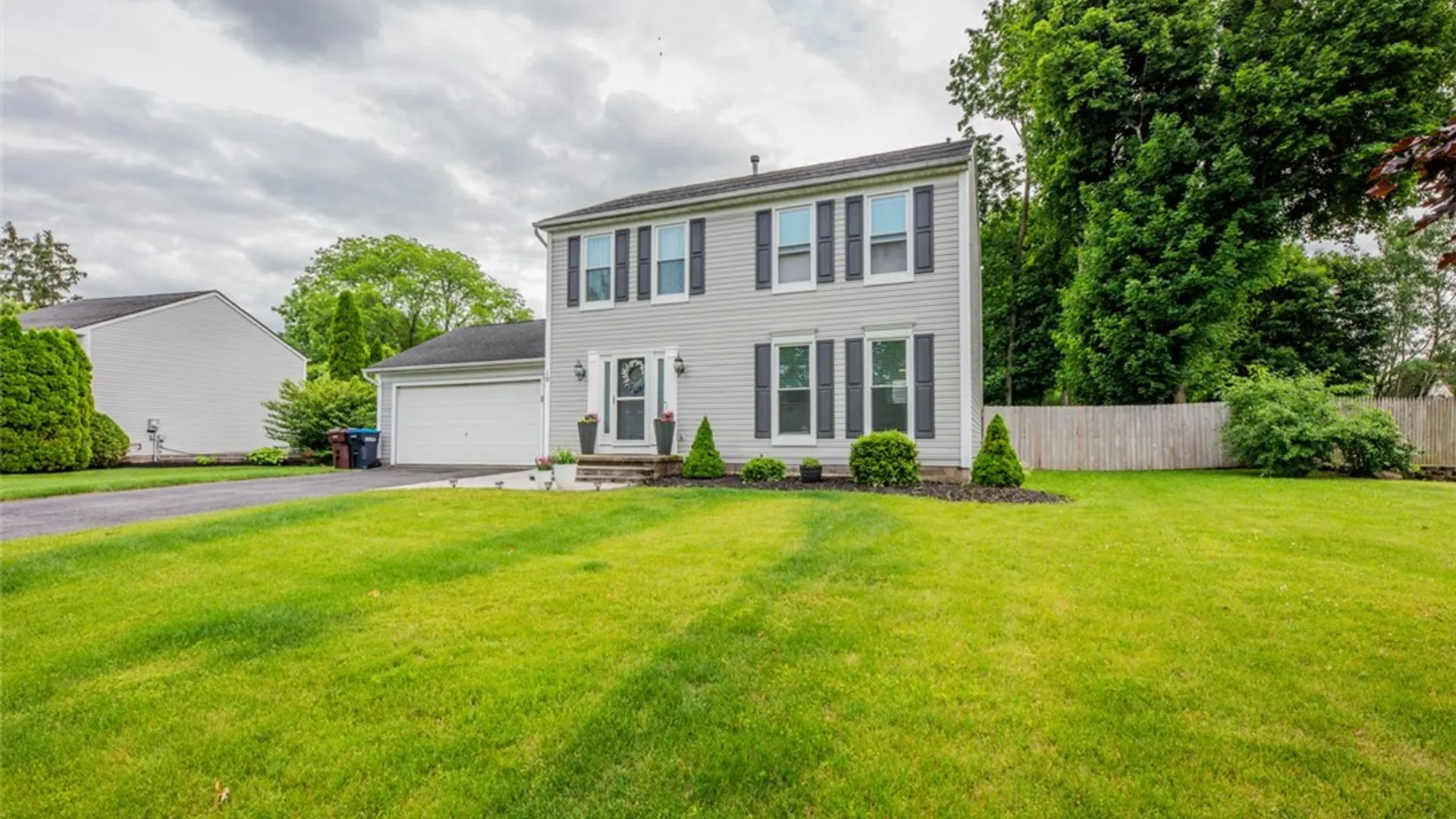 Property at 10 Constitution Circle, Chili, NY 14624 2