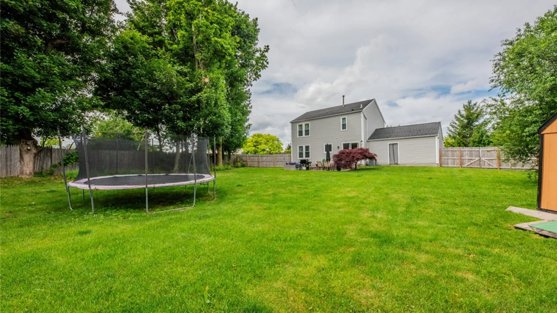 Property at 10 Constitution Circle, Chili, NY 14624 38