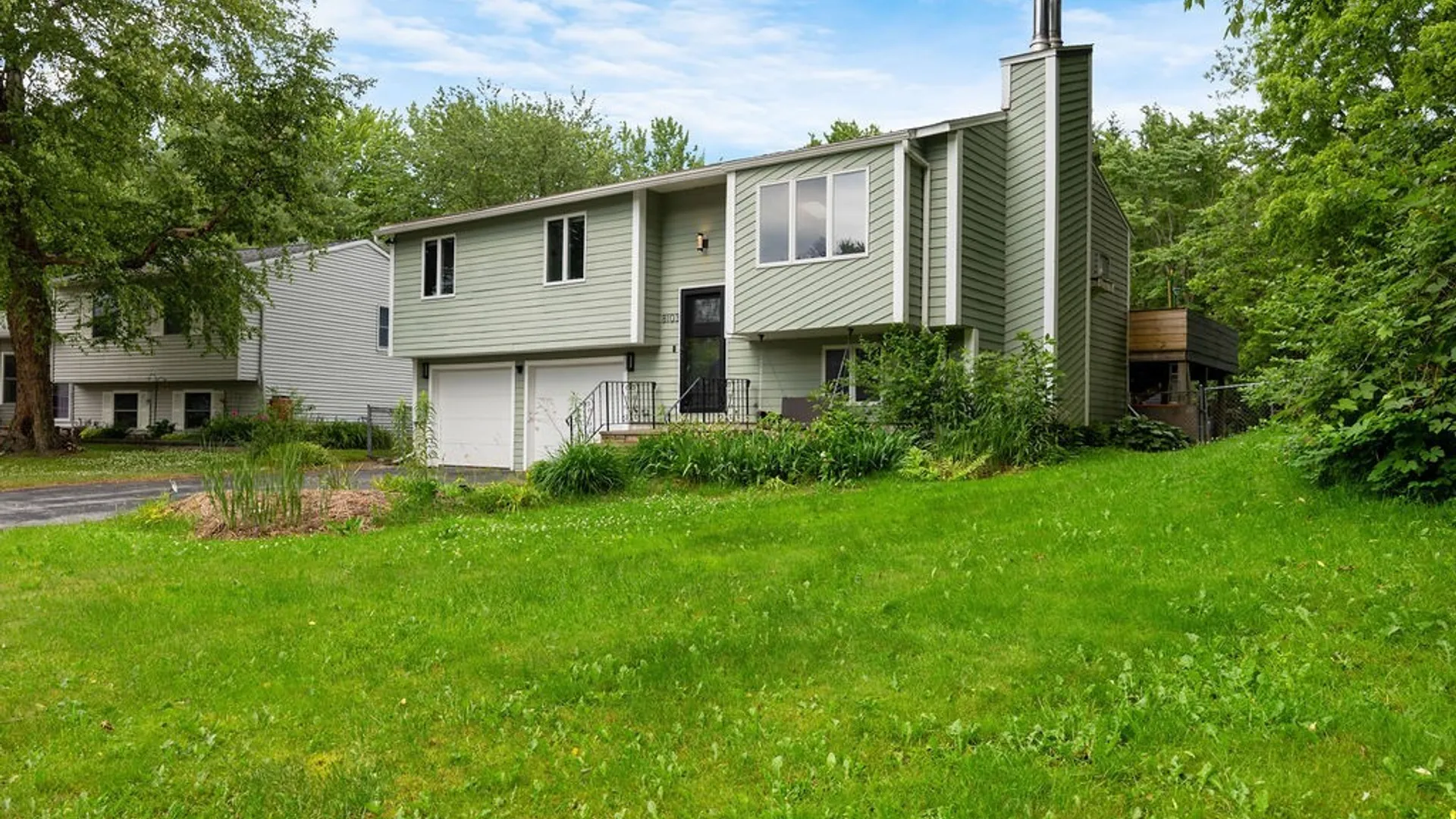 Property at 8103 Princess Path, Clay, NY 13090 2