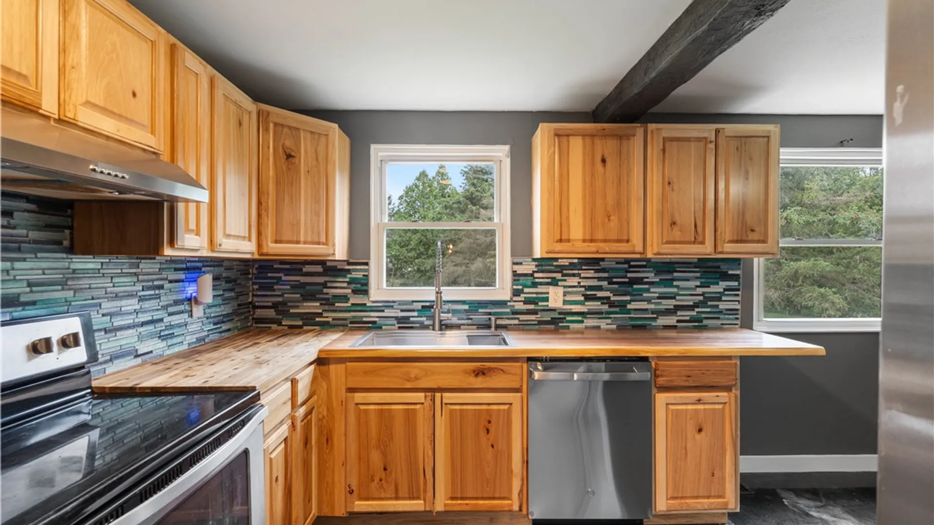 Property at 1533 Elderberry Circle, Walworth, NY 14568 17