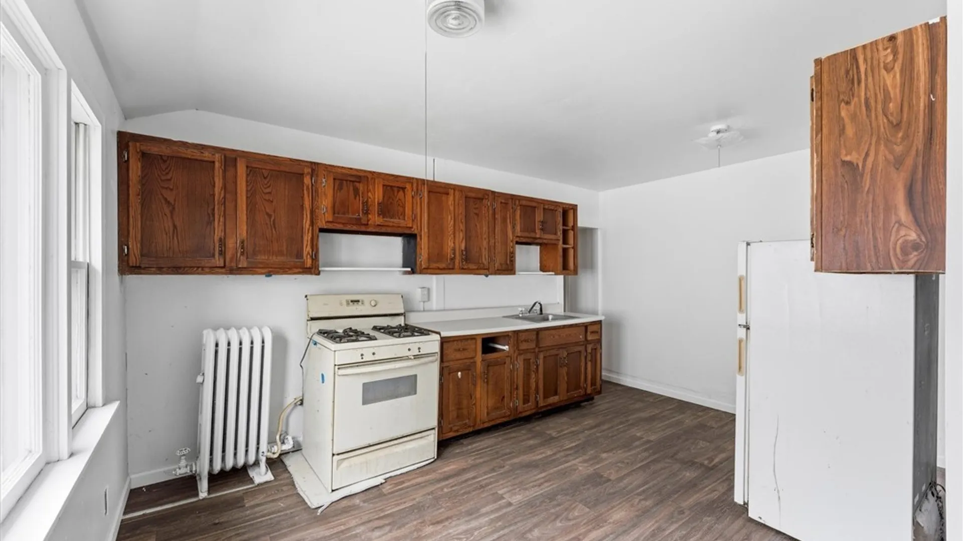 Property at 52 E 4th Street, Oswego, NY 13126 30