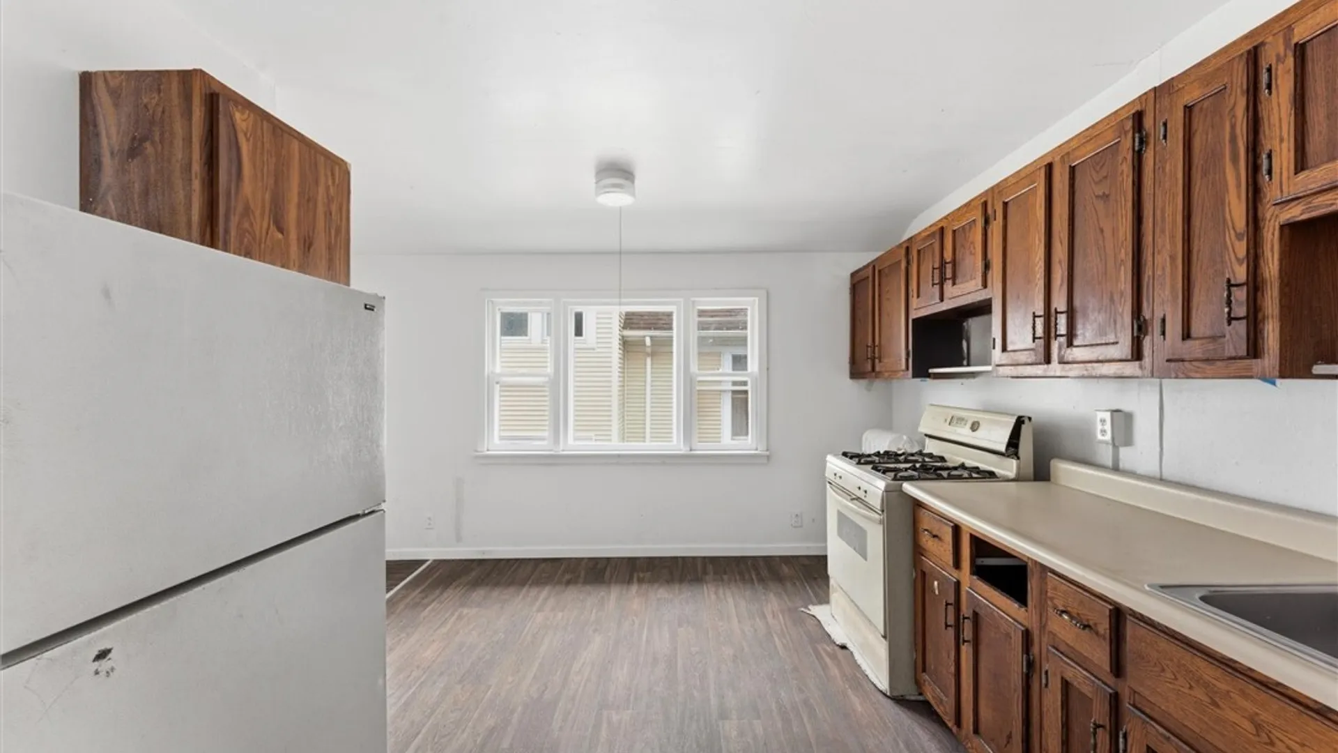 Property at 52 E 4th Street, Oswego, NY 13126 31