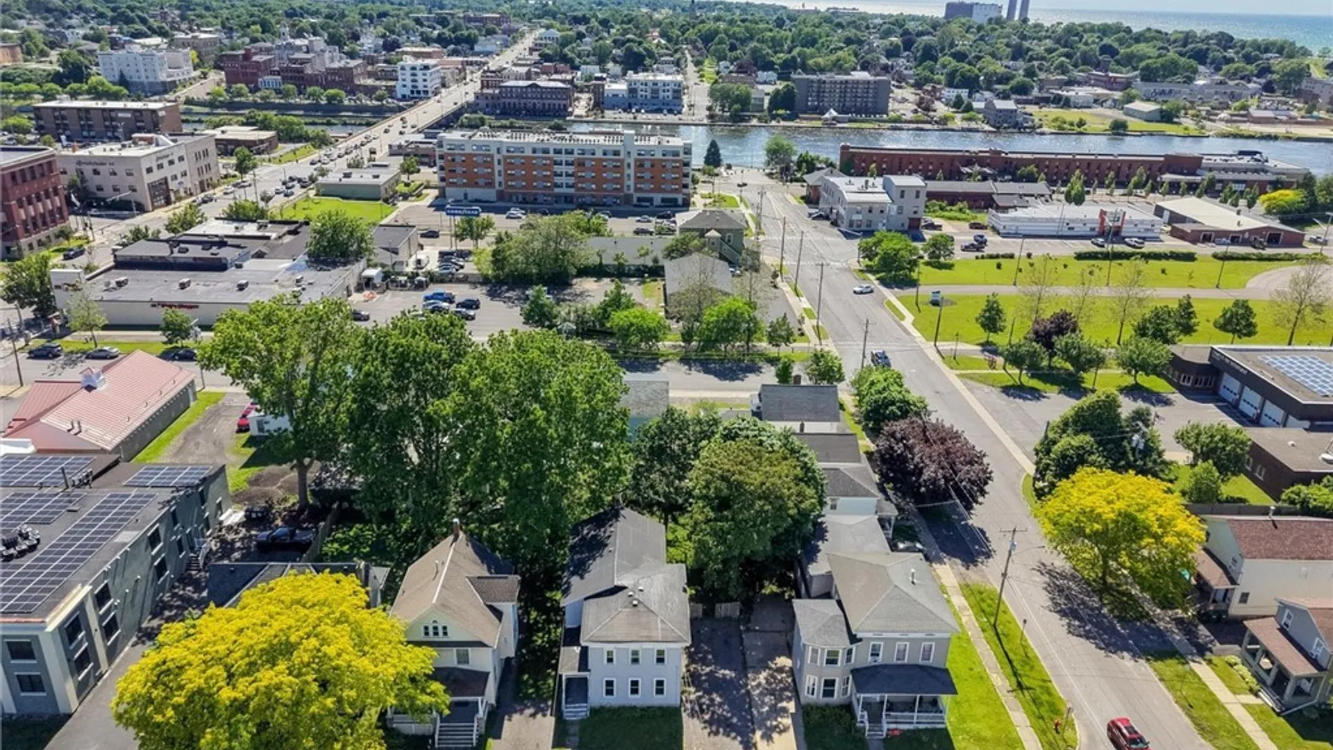 Property at 52 E 4th Street, Oswego, NY 13126 45