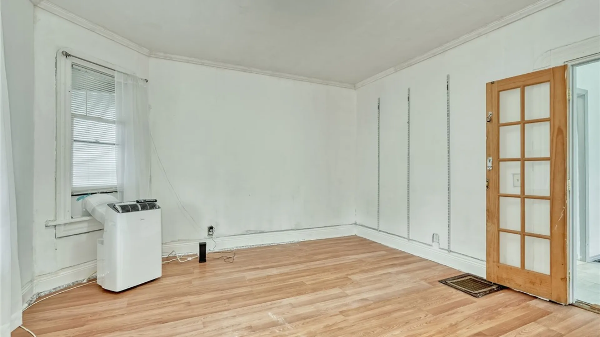 Property at 498 Emerson Street, Rochester, NY 14613 3