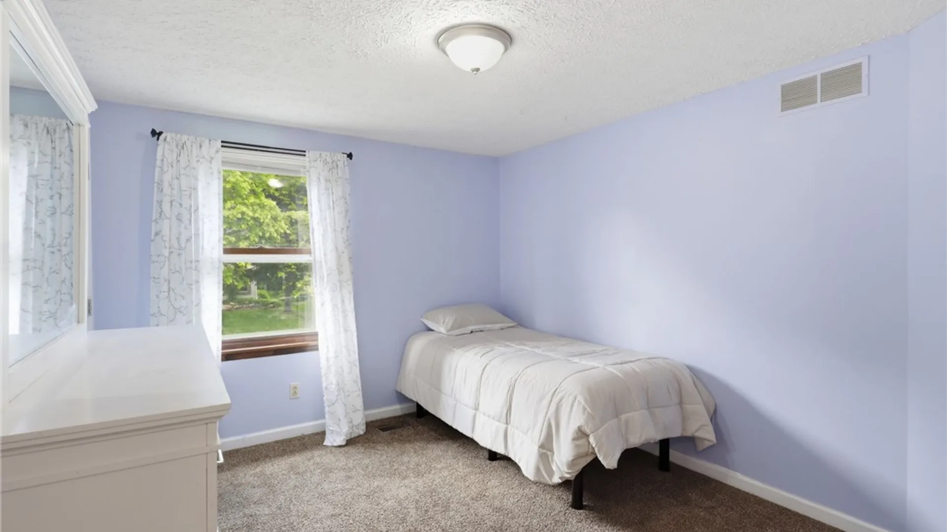 Property at 709 Audley End, Webster, NY 14580 34