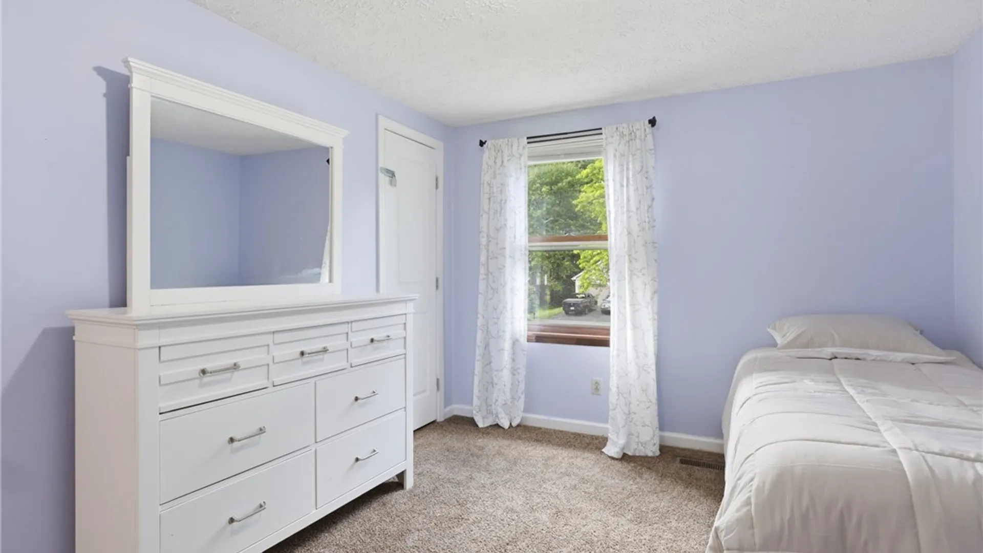 Property at 709 Audley End, Webster, NY 14580 35