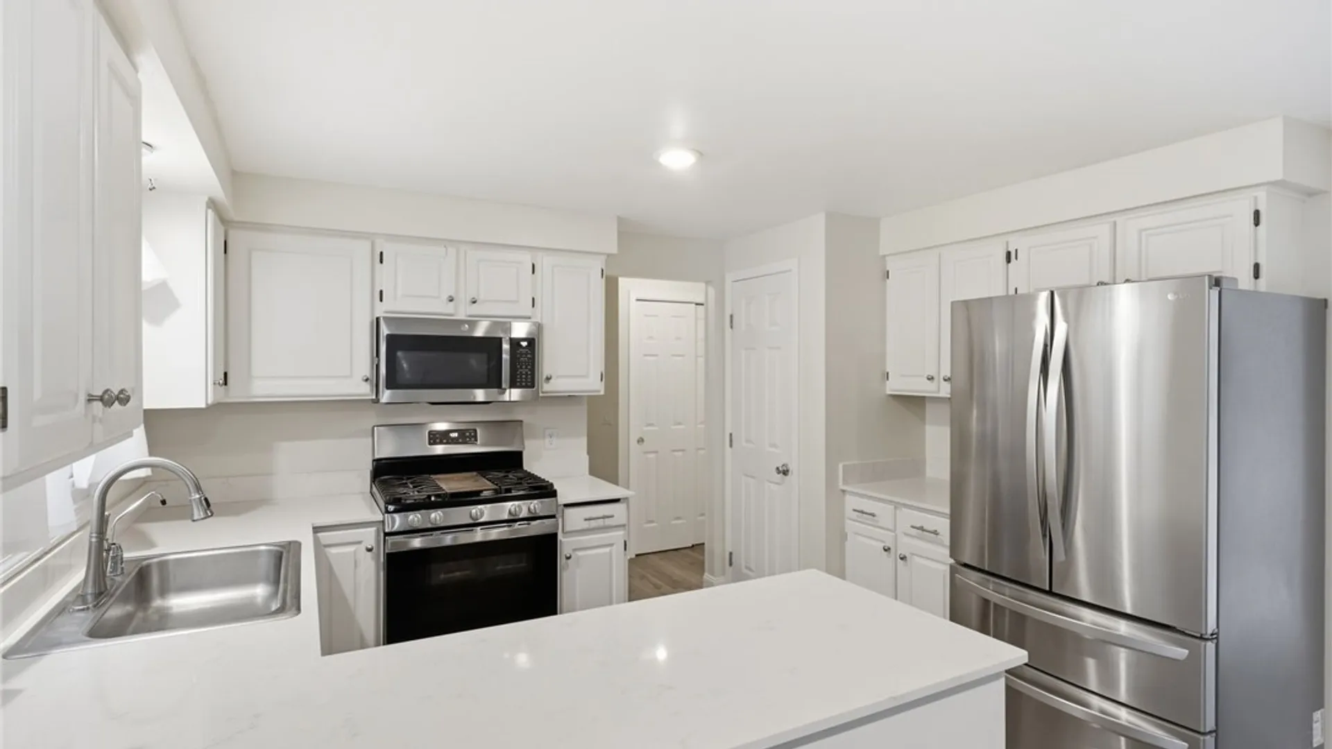 Property at 709 Audley End, Webster, NY 14580 9