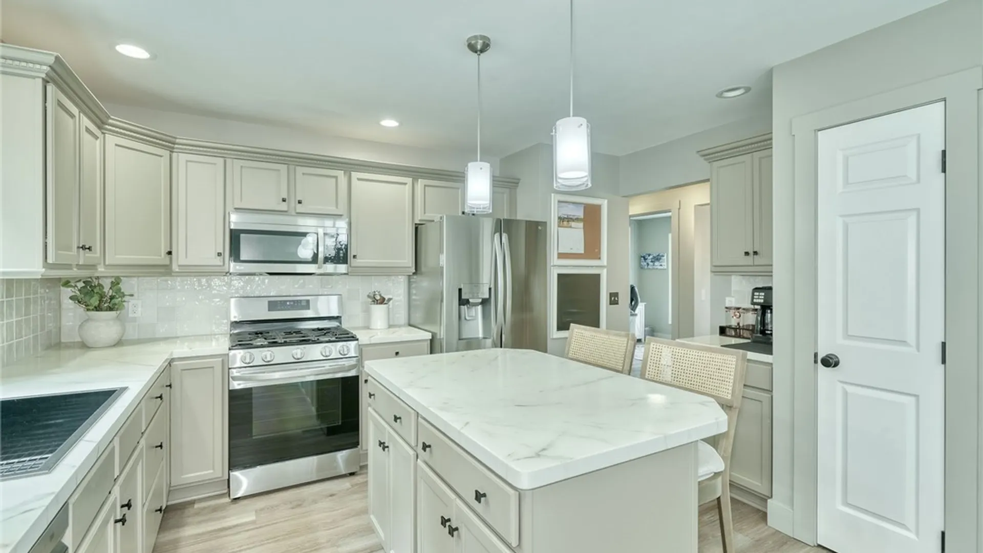 Property at 6064 Southbrook Drive, Ontario, NY 14519 16