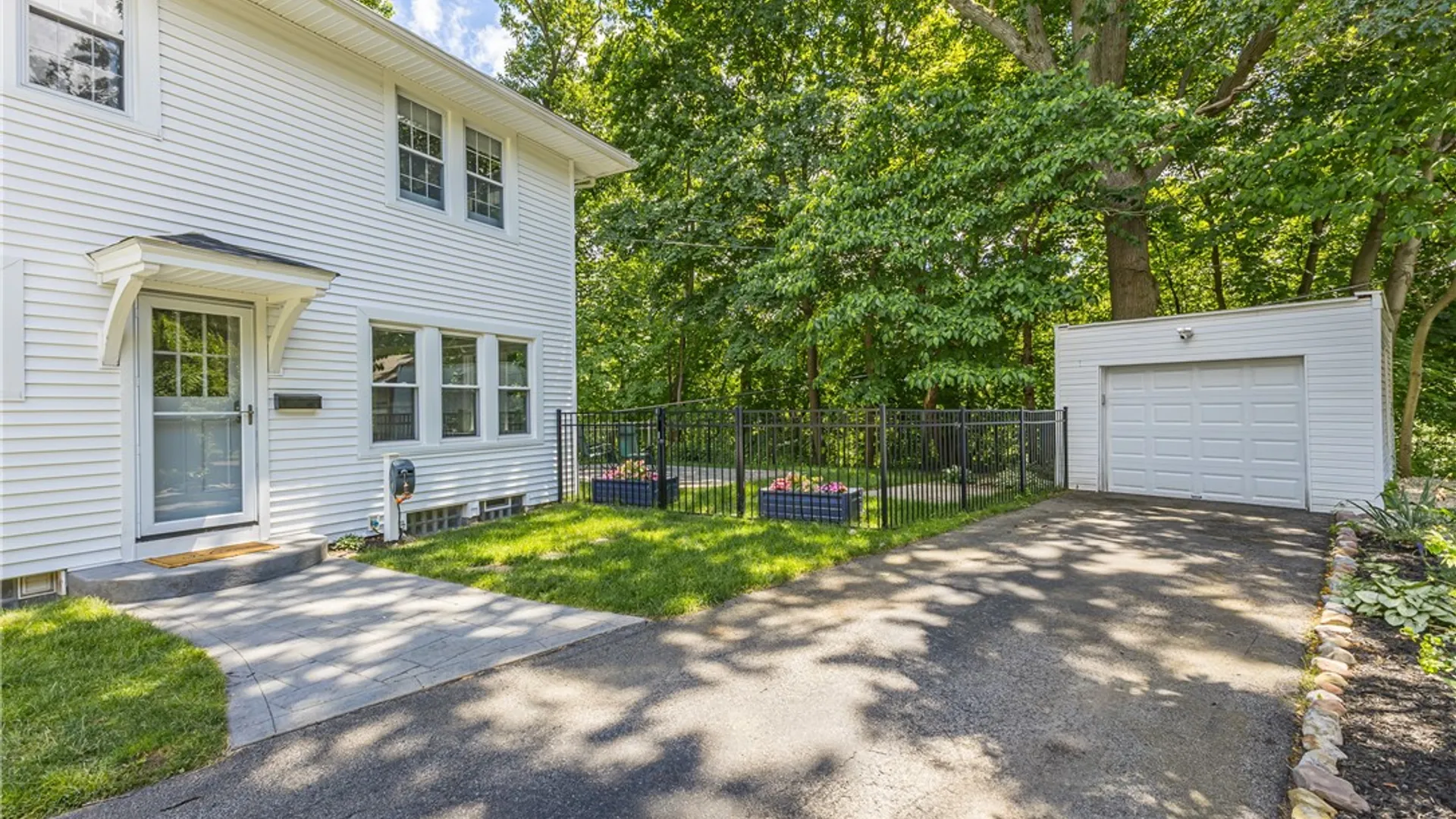 Property at 83 Wildmere Road, Irondequoit, NY 14617 33