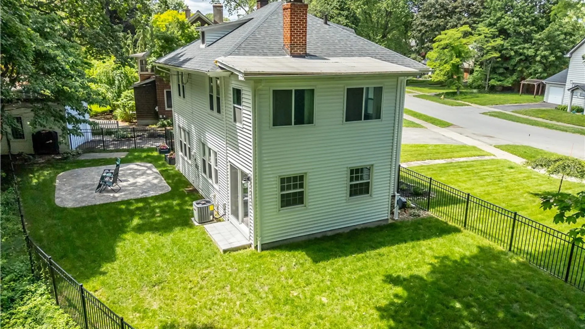 Property at 83 Wildmere Road, Irondequoit, NY 14617 36