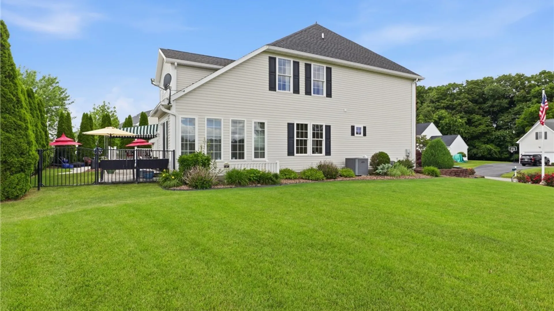 Property at 29 Dickinson Crossing, Perinton, NY 14450 6