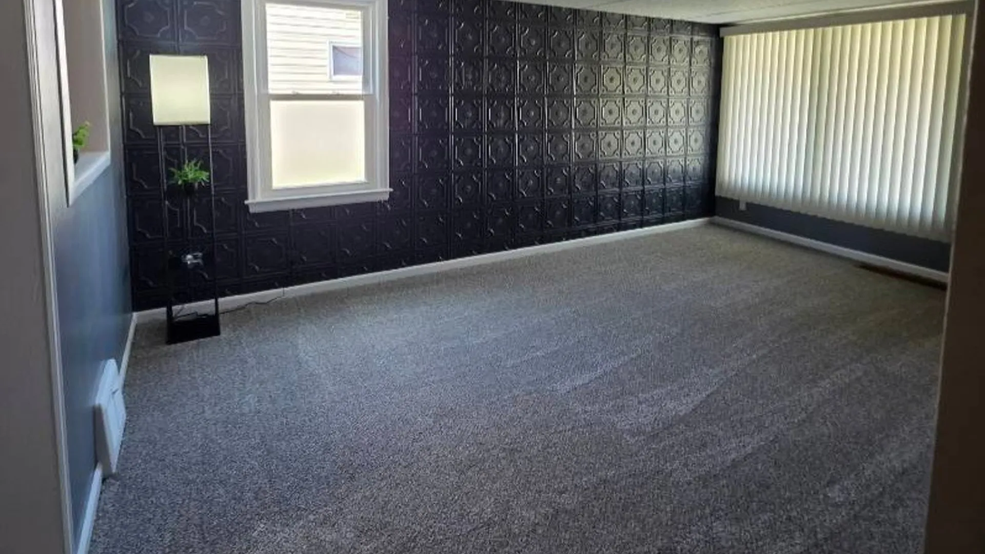 Property at 37 S Glidden Street, Cheektowaga, NY 14206 11