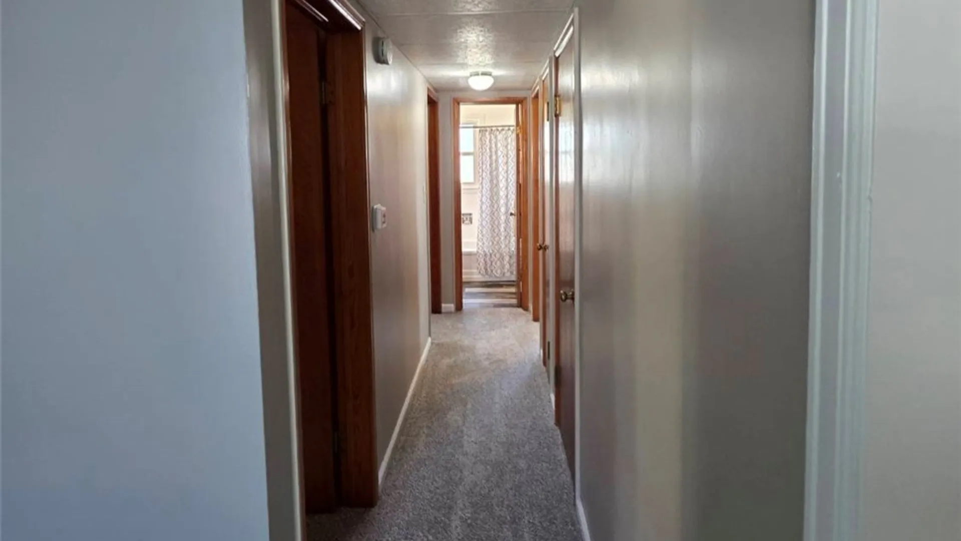 Property at 37 S Glidden Street, Cheektowaga, NY 14206 15