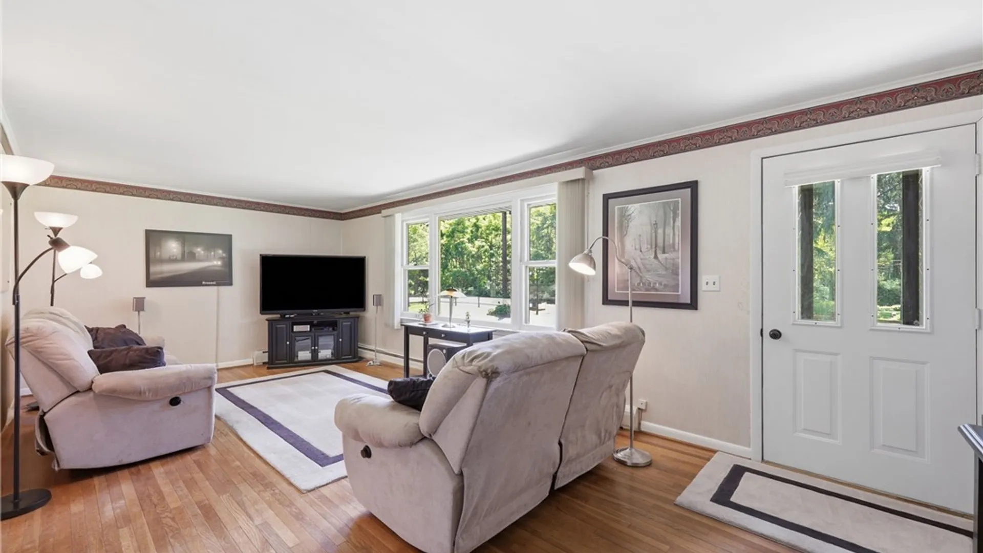 Property at 39 Willis Avenue, Aurora, NY 14139 5