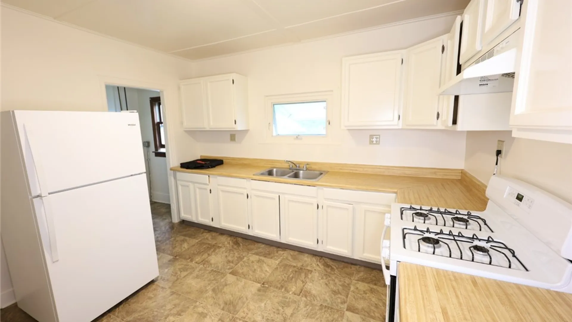 Property at 228 Davidson Avenue, Canandaigua City, NY 14424 3