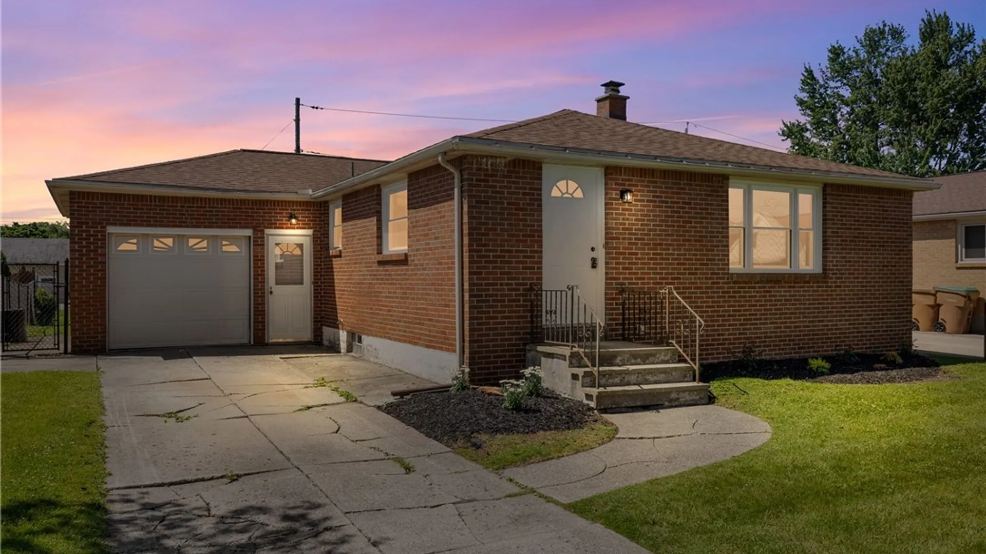 Property at 19 Davidson Drive, Cheektowaga, NY 14043 2