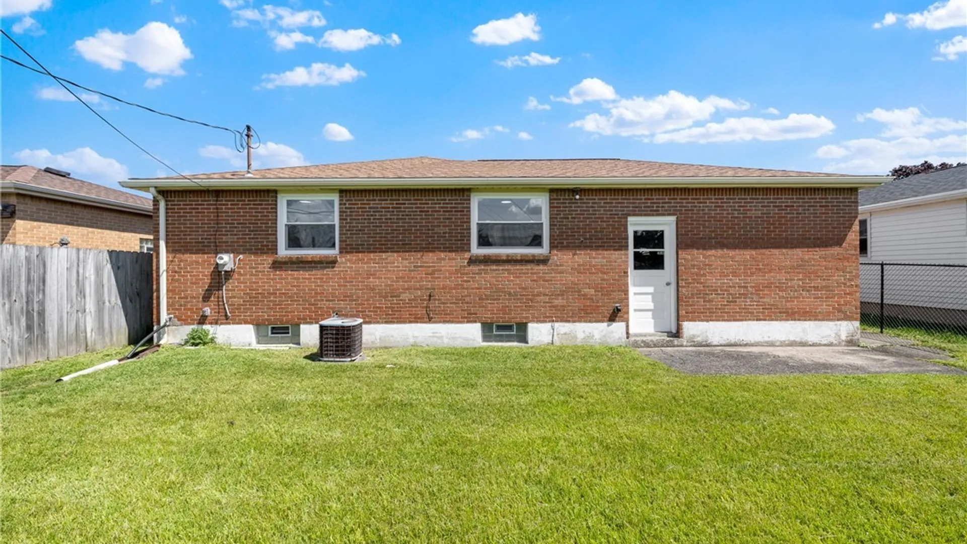 Property at 19 Davidson Drive, Cheektowaga, NY 14043 30
