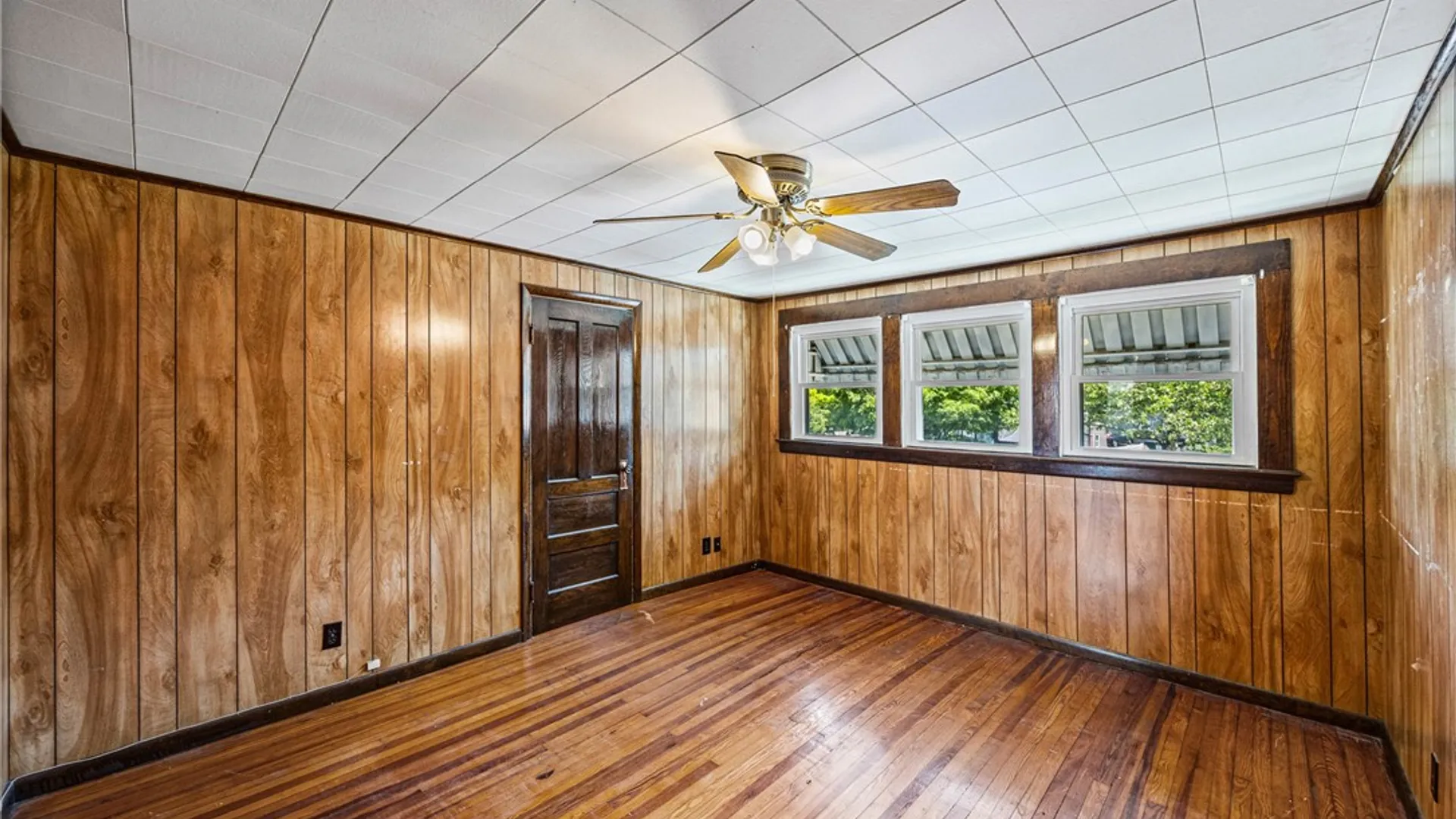 Property at 3989 Lake Avenue, Rochester, NY 14612 35