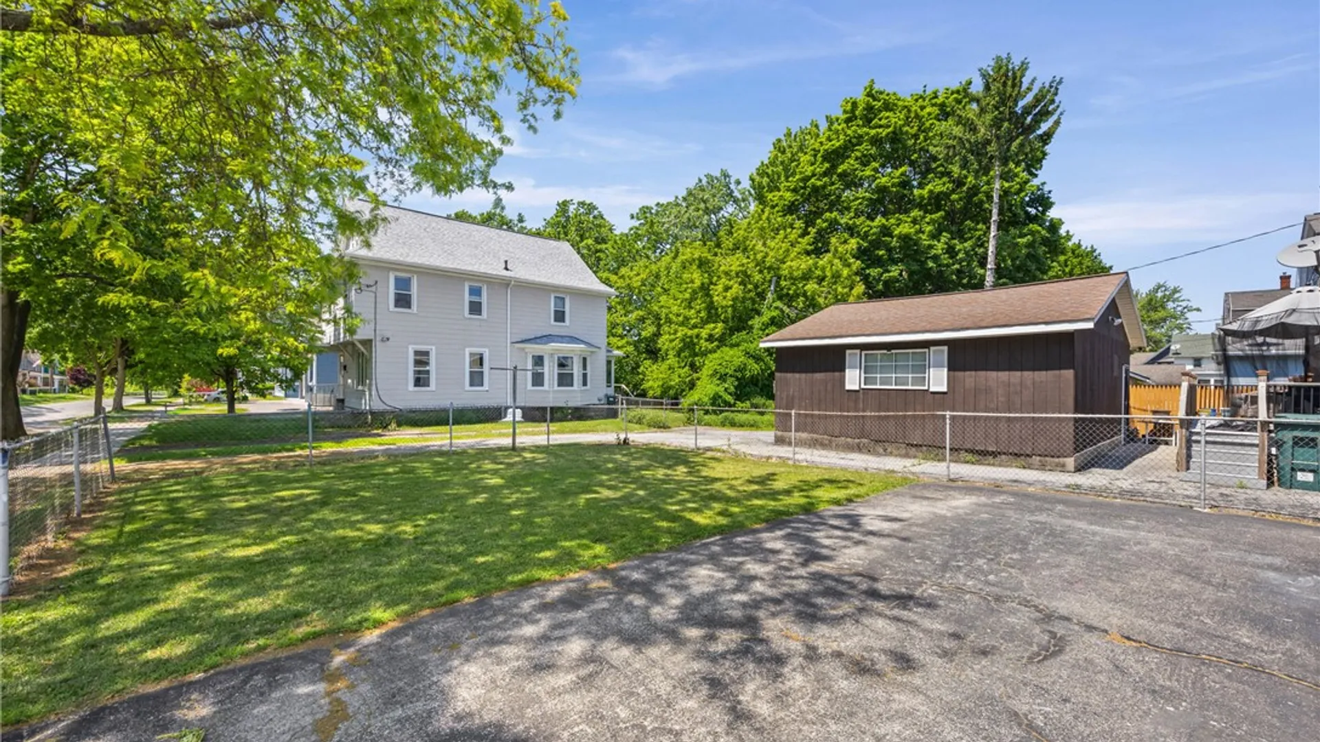 Property at 3989 Lake Avenue, Rochester, NY 14612 42