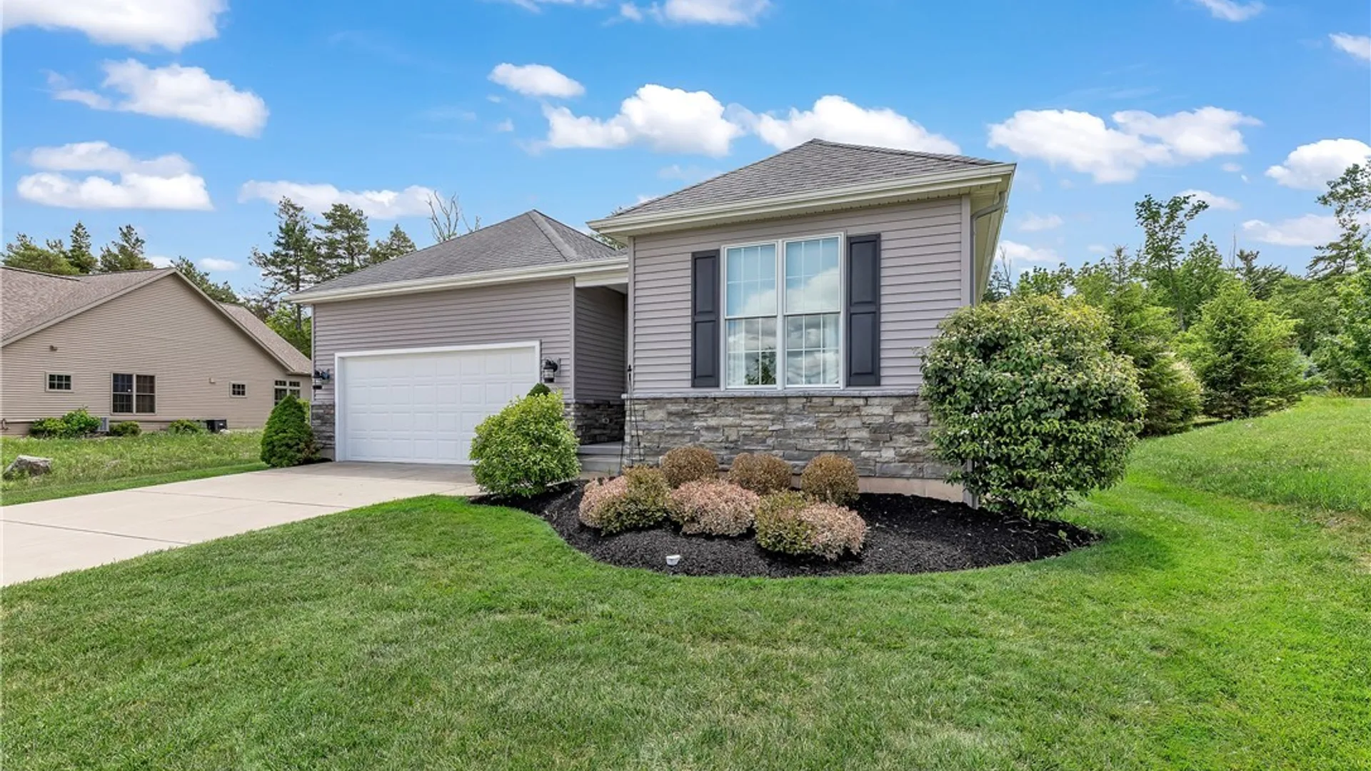 Property at 5383 Alderbrook Lane, Clarence, NY 14031 3