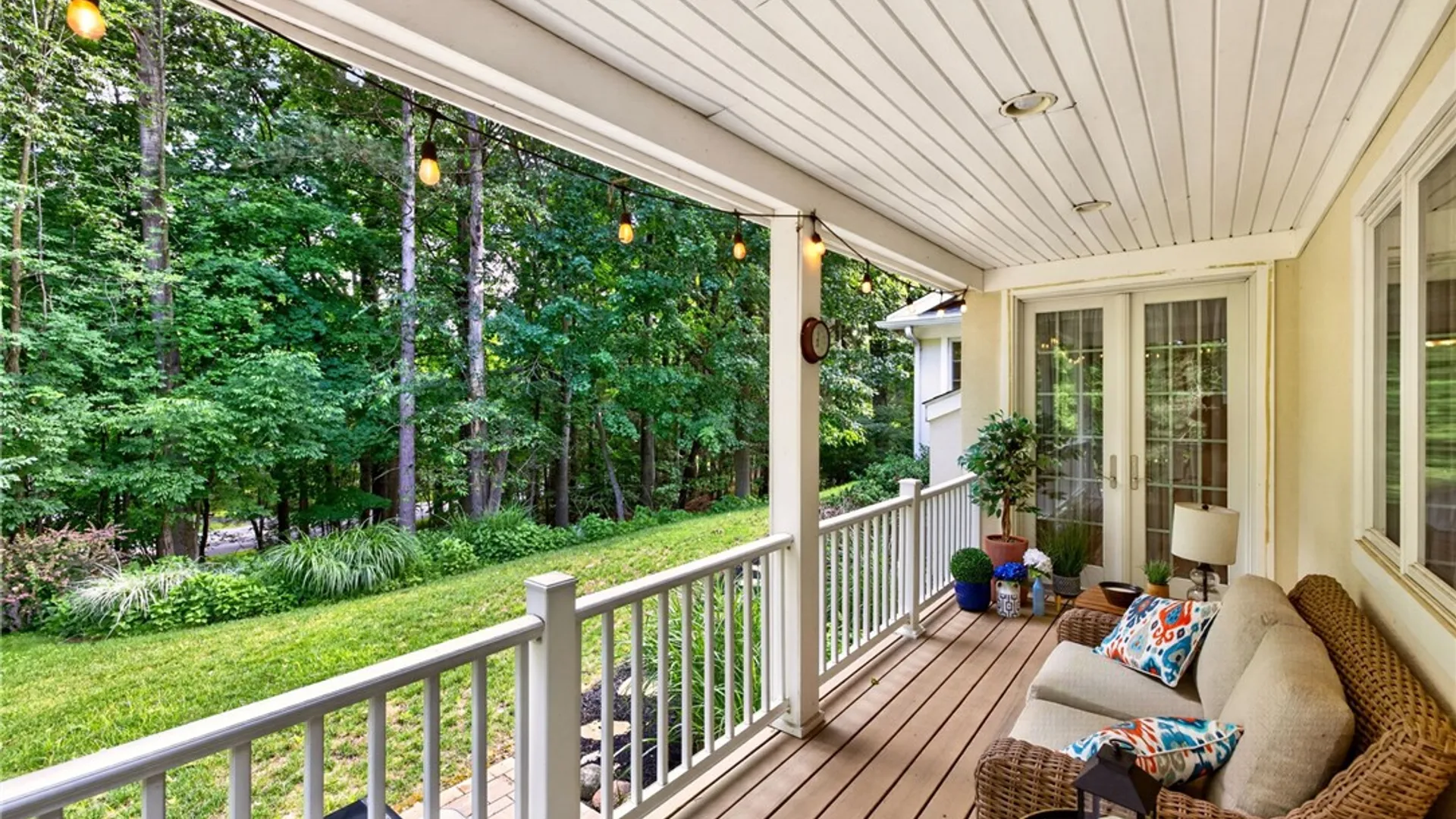 Property at 5 Risewood Lane, Perinton, NY 14534 36