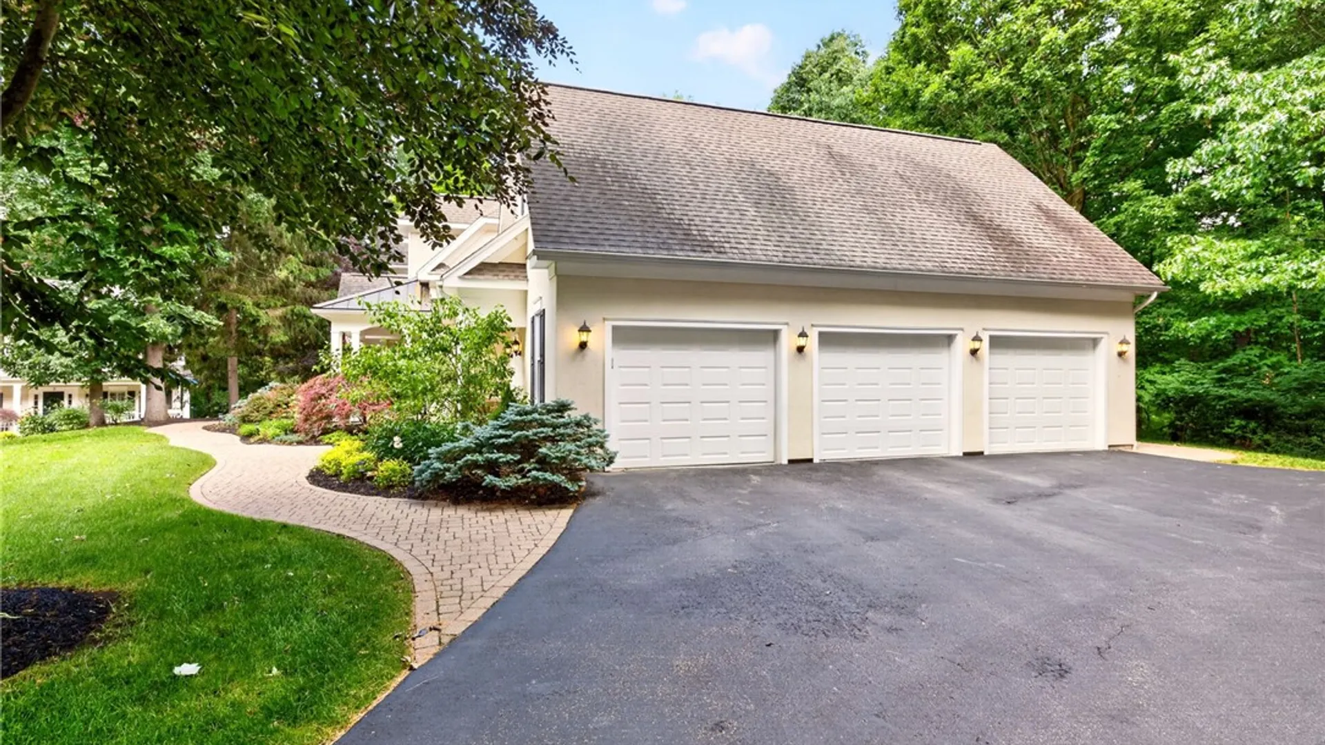 Property at 5 Risewood Lane, Perinton, NY 14534 42