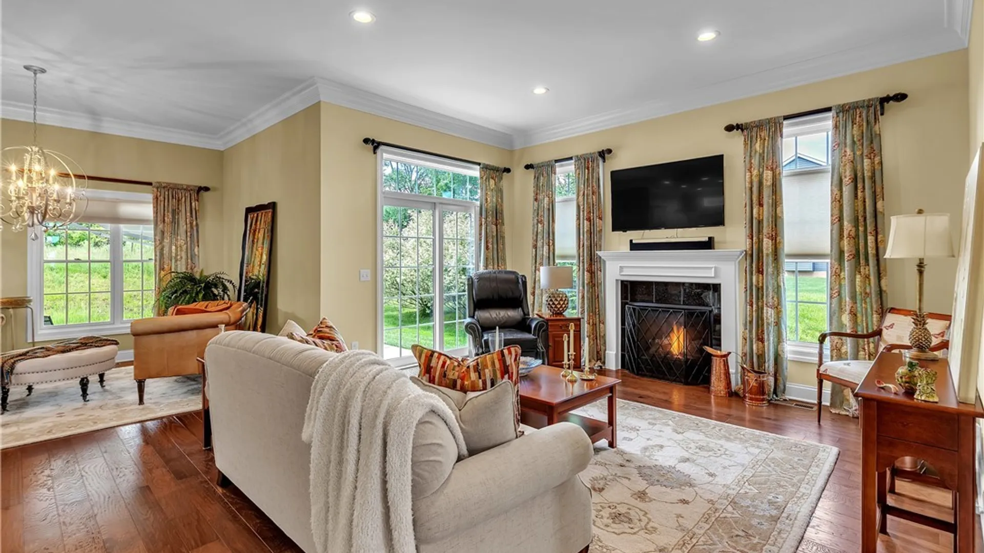 Property at 5383 Alderbrook Lane, Clarence, NY 14031 7
