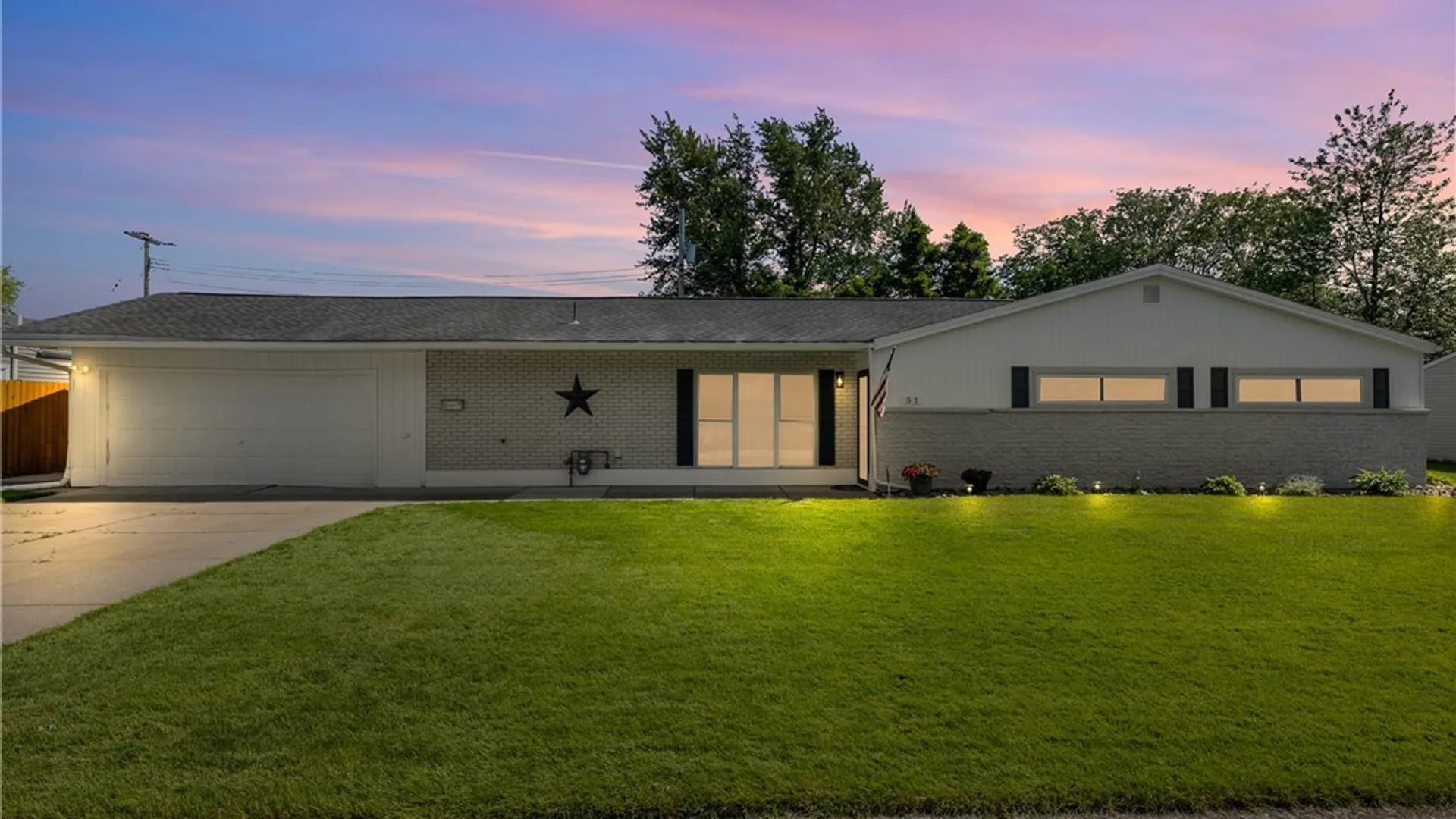 Property at 51 Donna Court, Cheektowaga, NY 14043 2