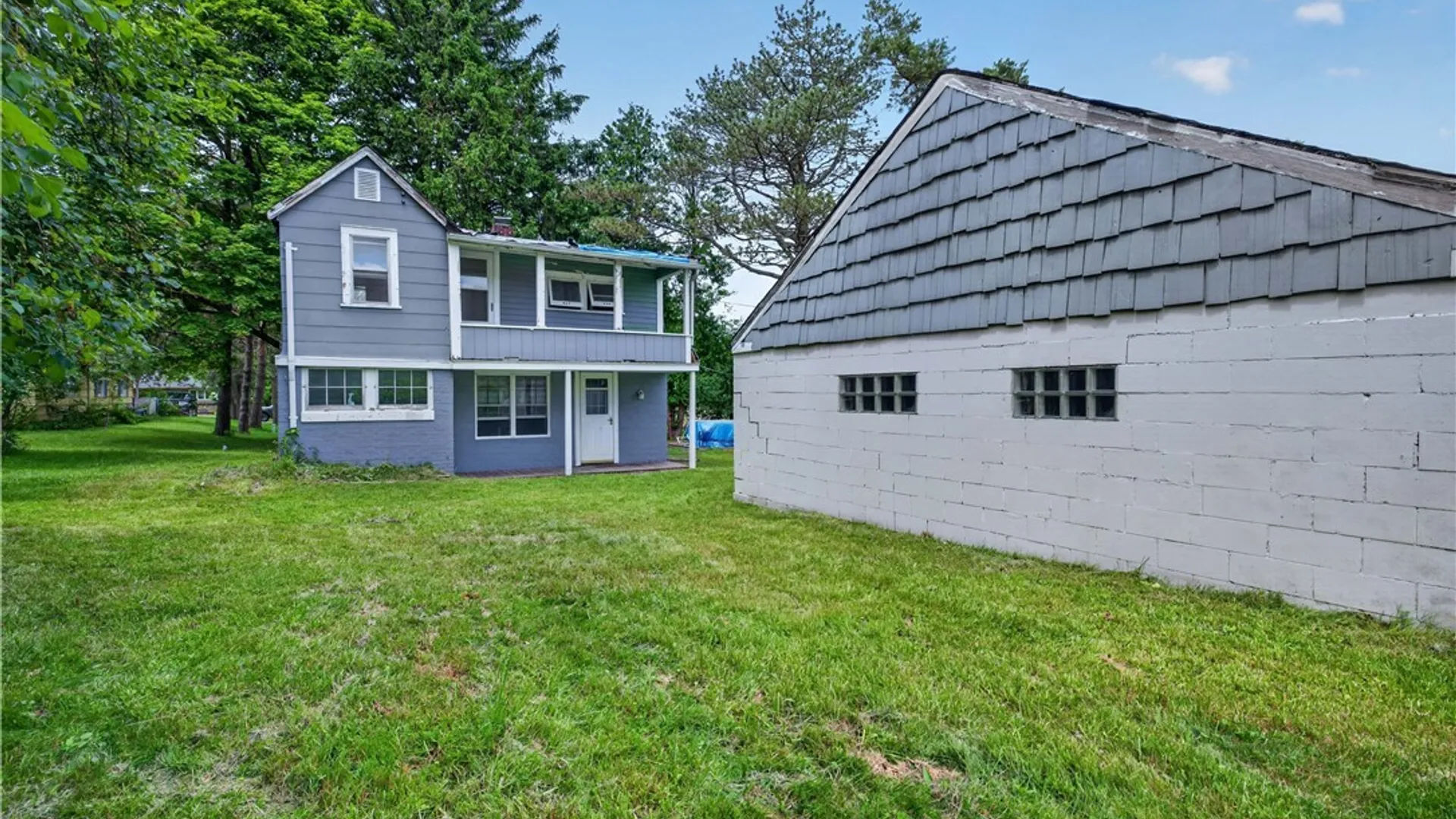 Property at 2623 Hakanaw Avenue, Hamburg, NY 14075 17