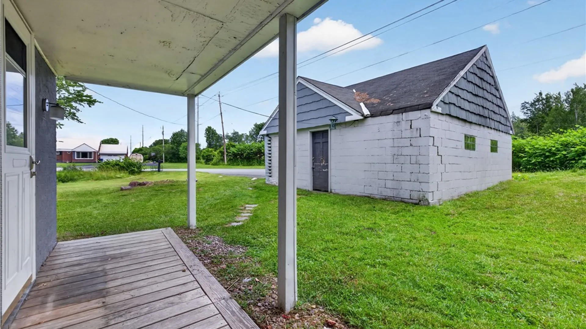 Property at 2623 Hakanaw Avenue, Hamburg, NY 14075 18