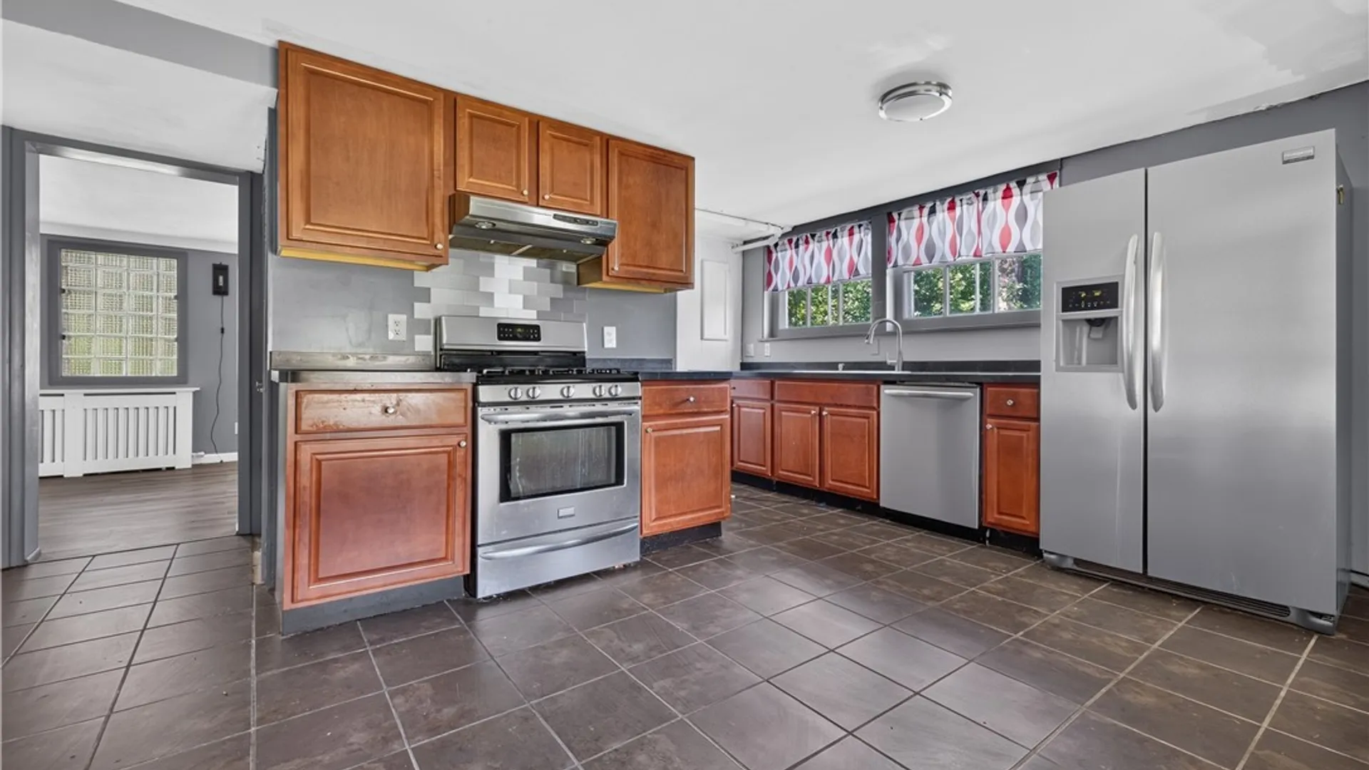 Property at 2623 Hakanaw Avenue, Hamburg, NY 14075 8