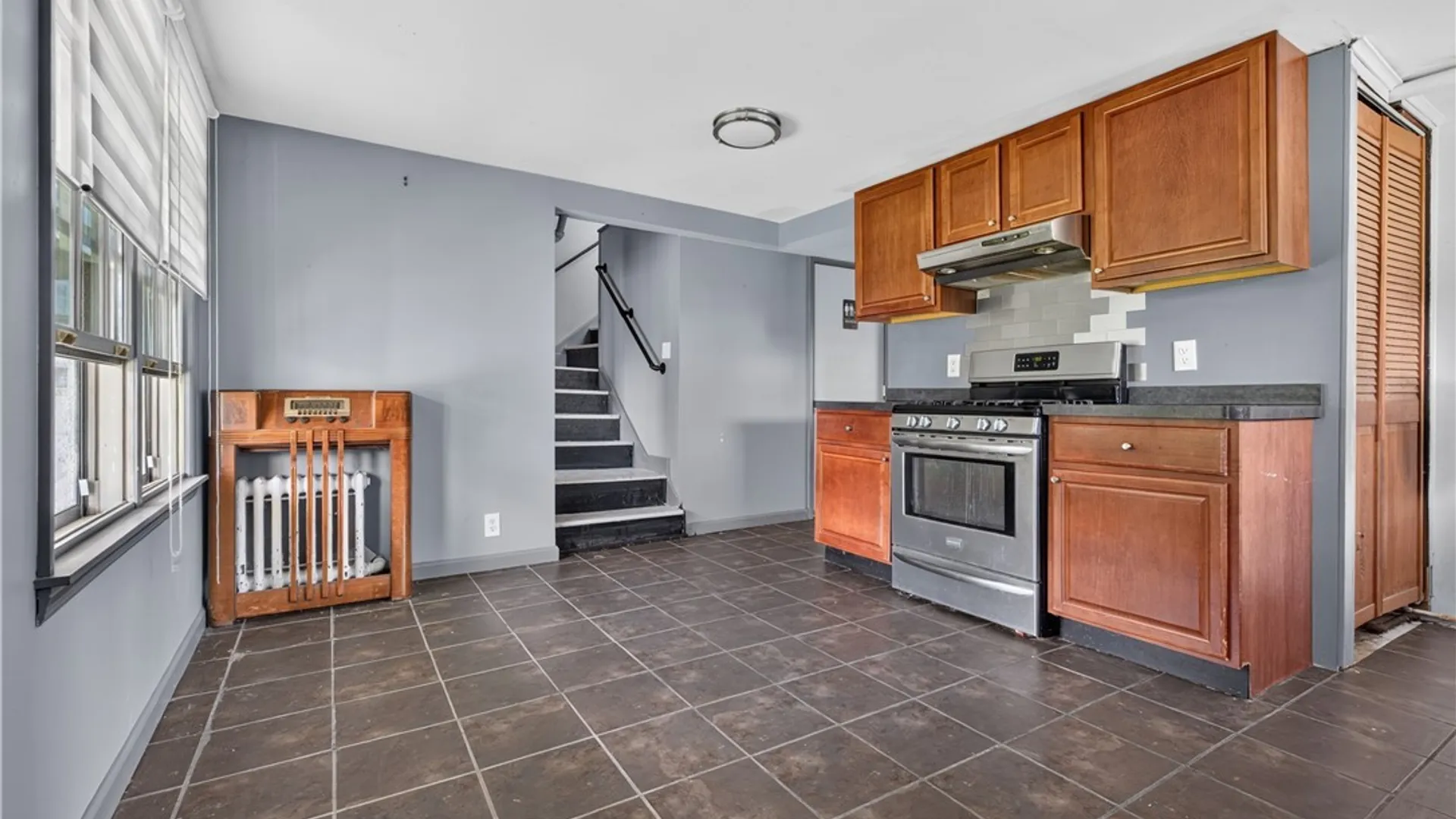 Property at 2623 Hakanaw Avenue, Hamburg, NY 14075 9