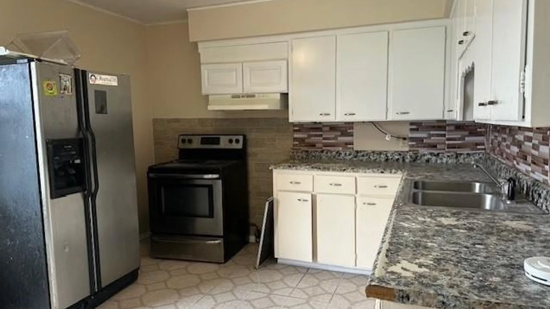 Property at 2409 Woodlawn Avenue, Niagara Falls, NY 14301 3