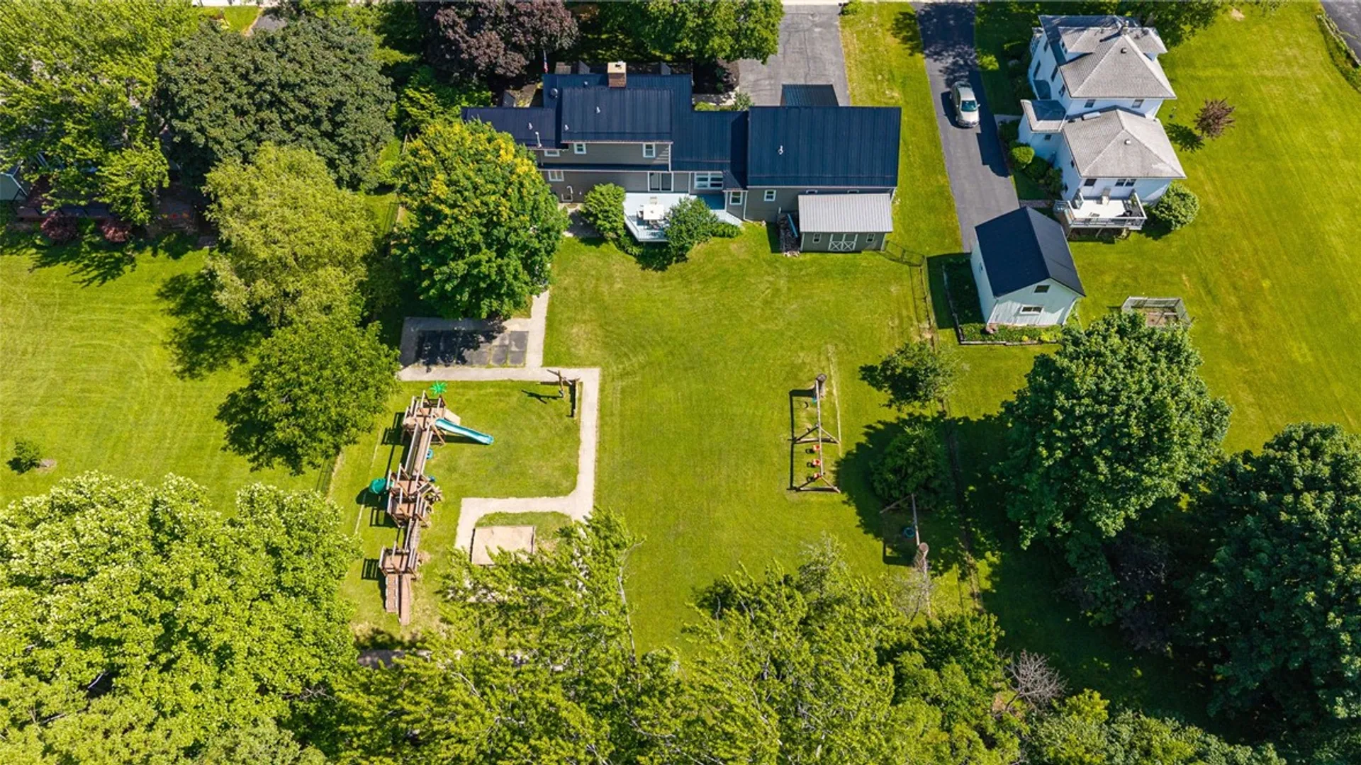 Property at 14 Howard Avenue, East Bloomfield, NY 14469 39