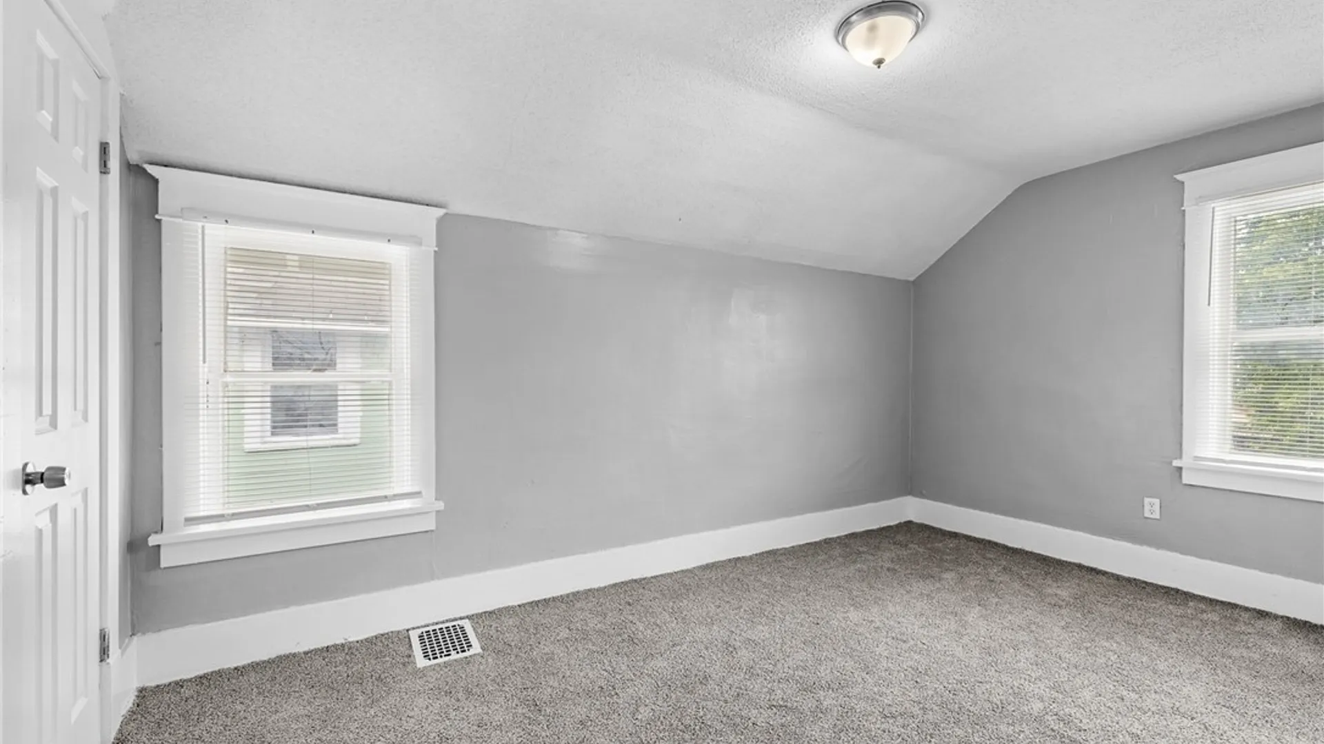 Property at 243 Shirley Avenue, Buffalo, NY 14215 13