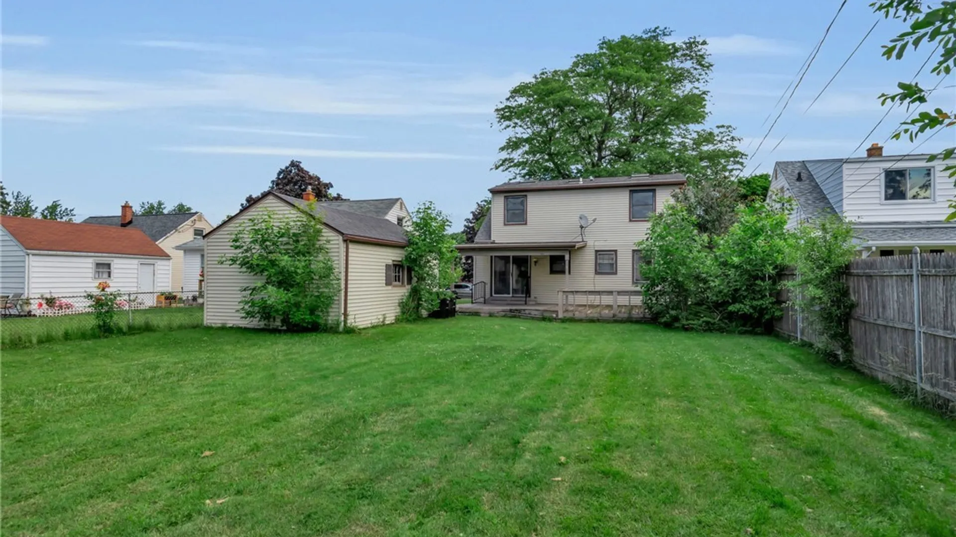 Property at 200 Deumant  Terrace, Tonawanda, NY 14223 38