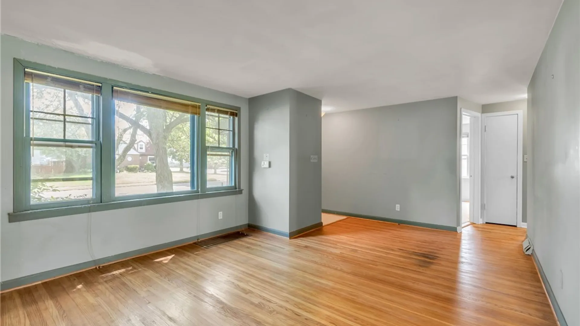 Property at 200 Deumant  Terrace, Tonawanda, NY 14223 7
